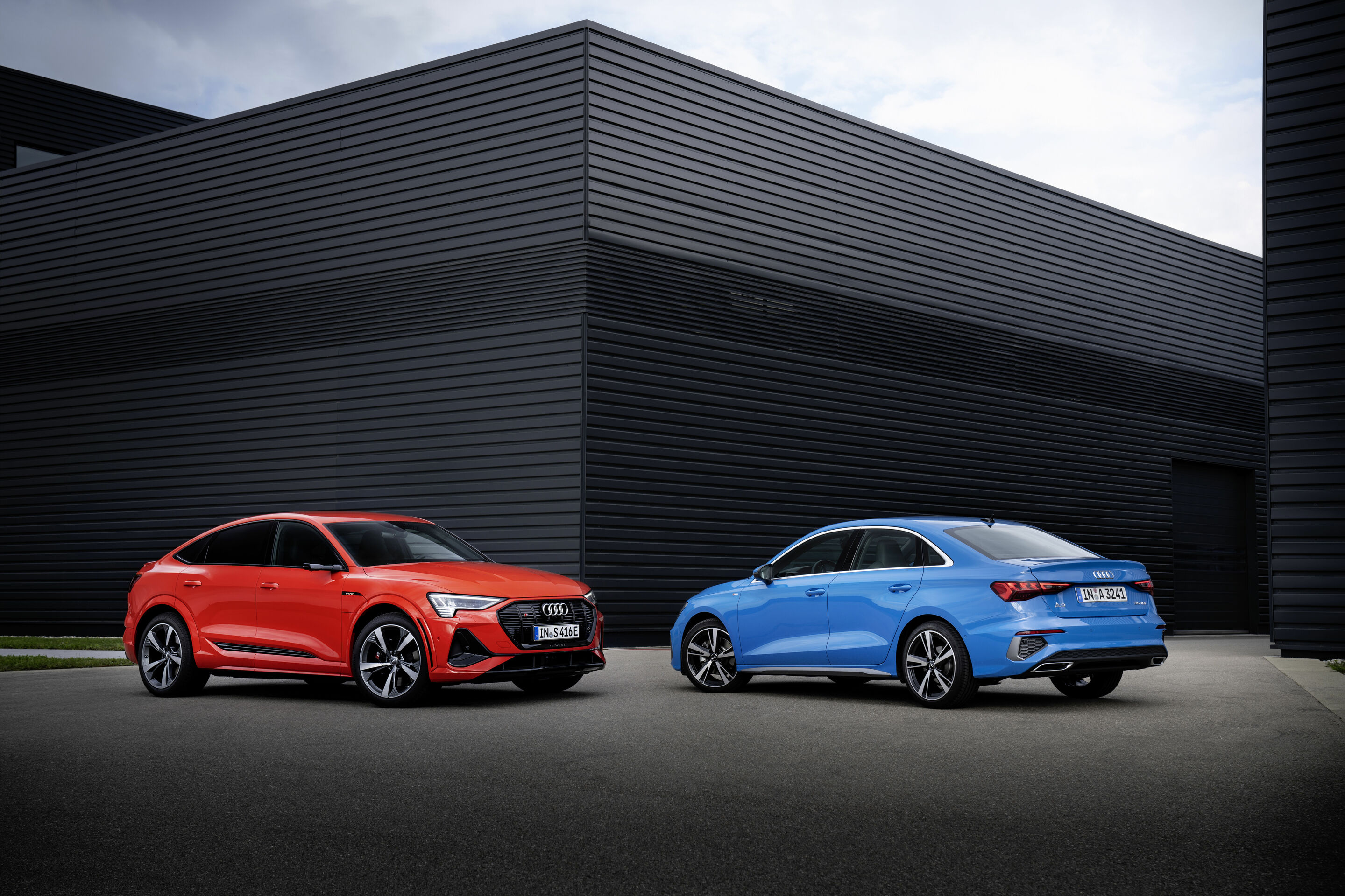 Audi e-tron S Sportback, Audi A3 Limousine - Audi e-tron S Sportback, Audi A3 Limousine