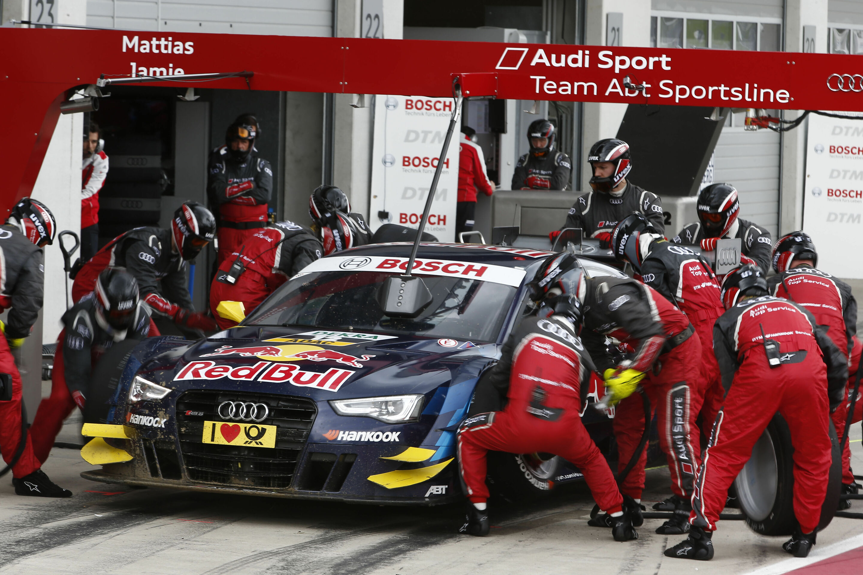 Spannung pur: Audi RS 5 DTM in der Lausitz - Red Bull Audi RS 5 DTM #12 (Audi Sport Team Abt Sportsline), Jamie Green beim Rennen auf dem Red Bull Ring