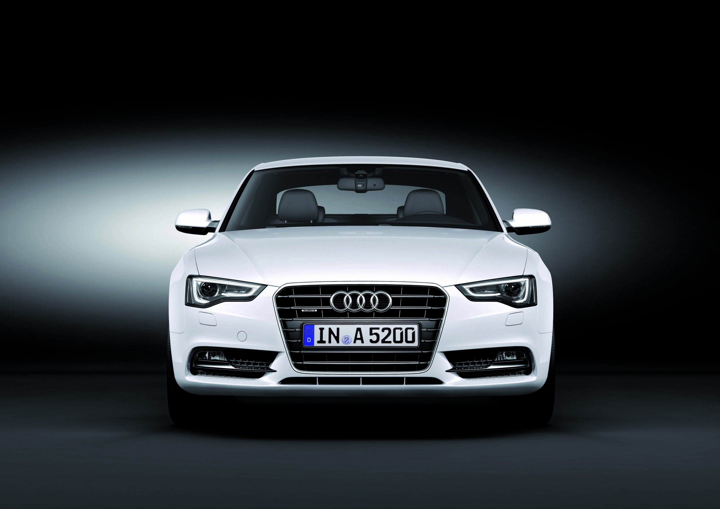 Audi A5 - Colour: Glacier White