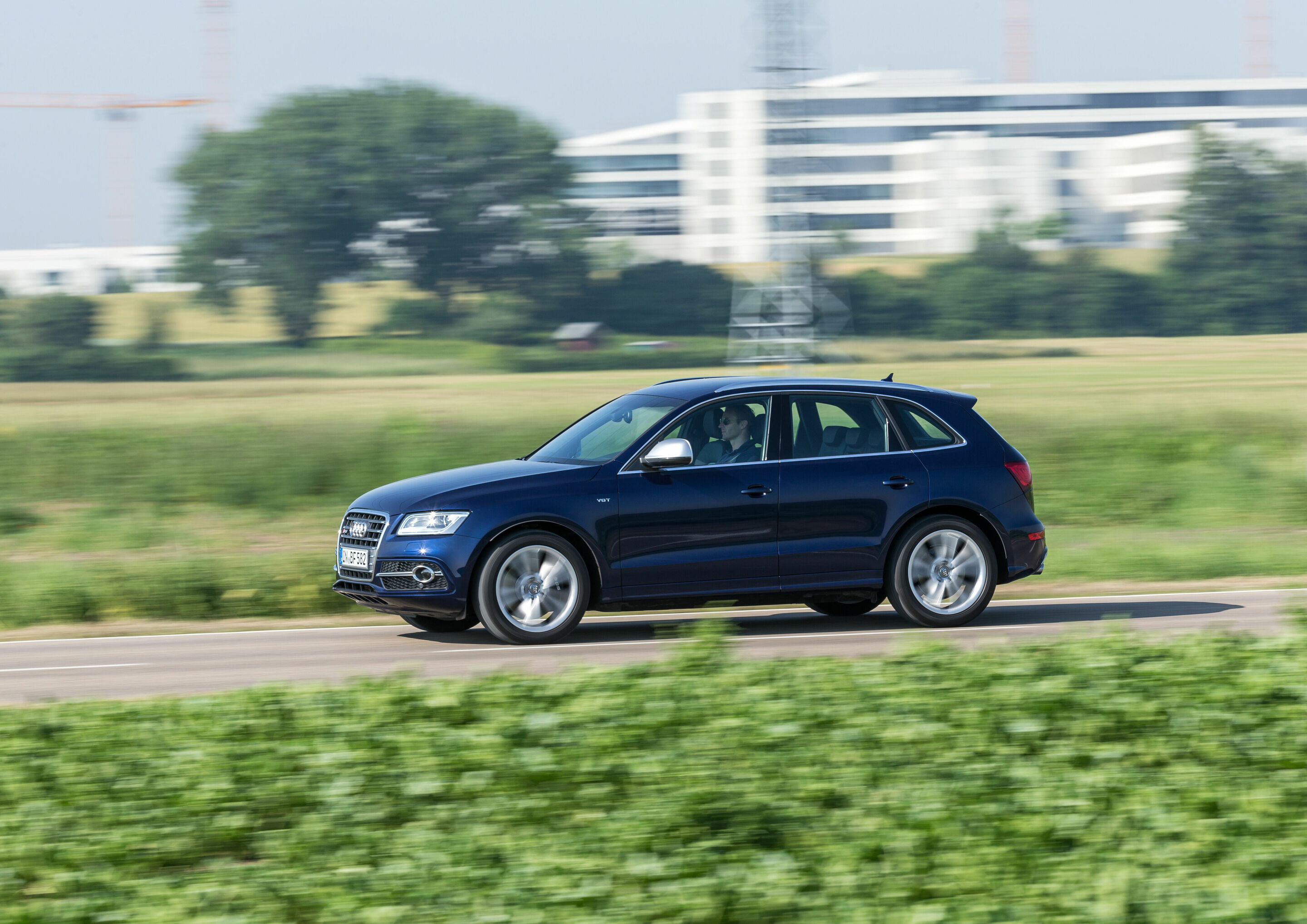 Audi in Ingolstadt - Audi SQ5 near plant Ingolstadt




Tags: location, site, production, plant, invest, traffic, building, factory