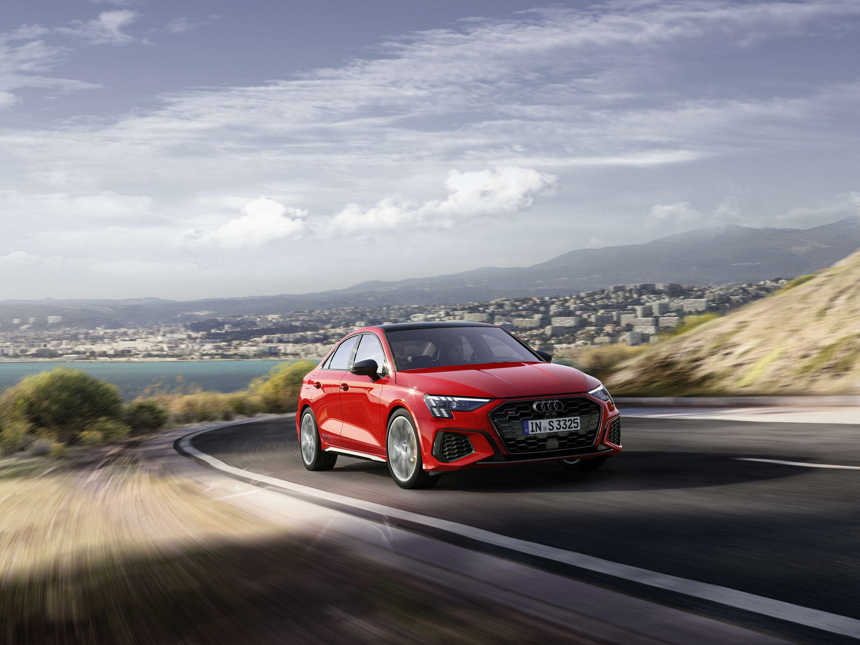 Audi S3 Sedan - Dynamic photo
Color: tango red