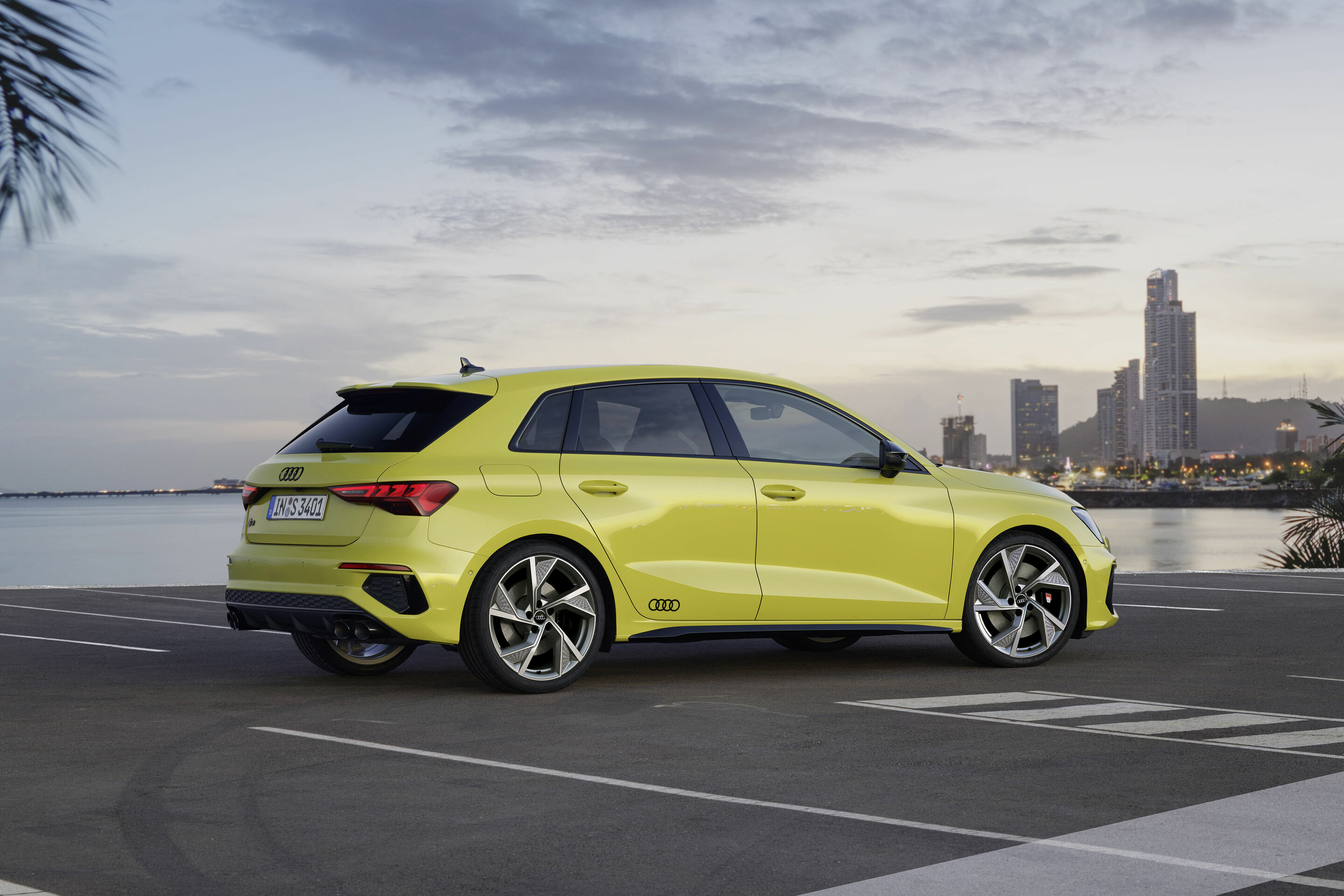 Audi S3 Sportback - Standaufnahme
Farbe: Pythongelb