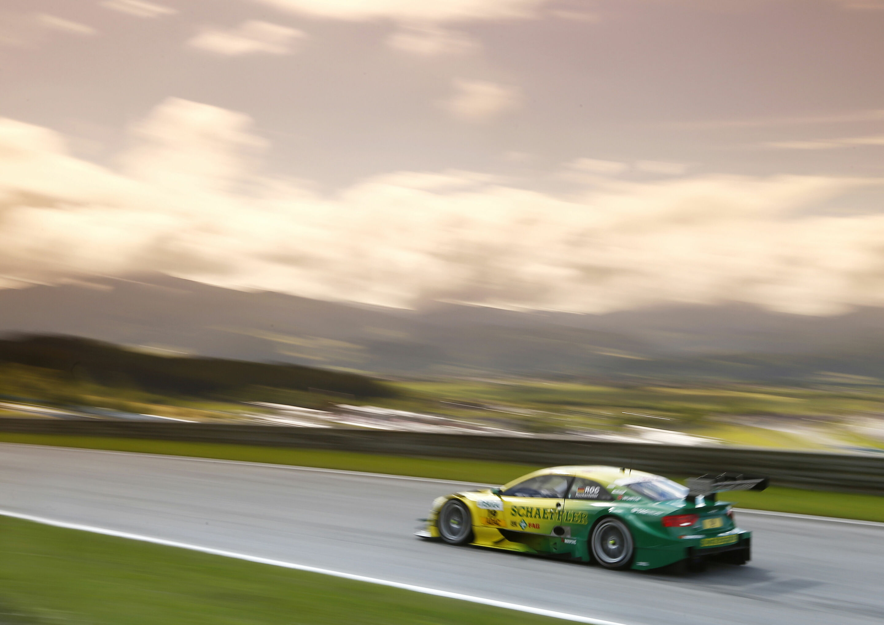 di Grassi and Müller test Audi RS 5 DTM - Schaeffler Audi RS 5 DTM (Mike Rockenfeller)