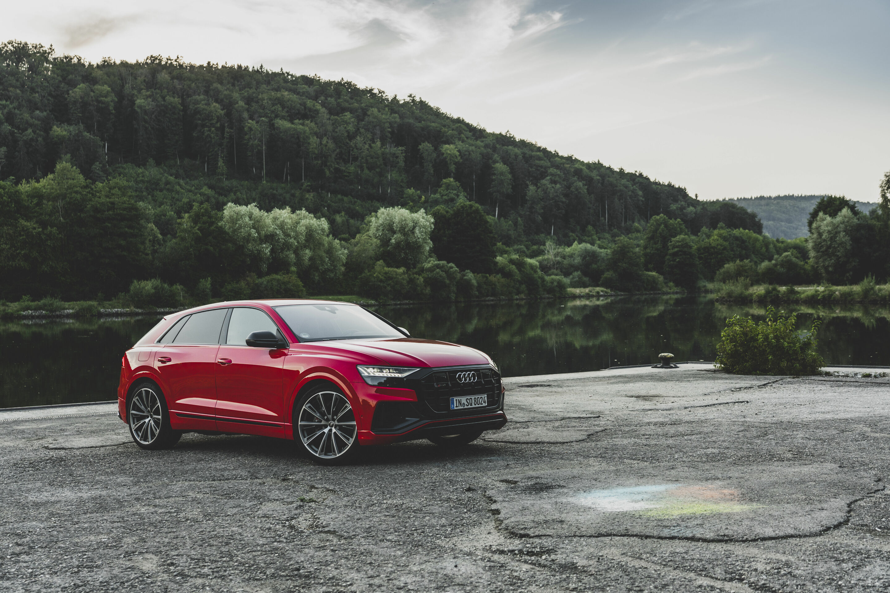 Audi SQ8 TFSI - Standaufnahme
Farbe: Misanorot