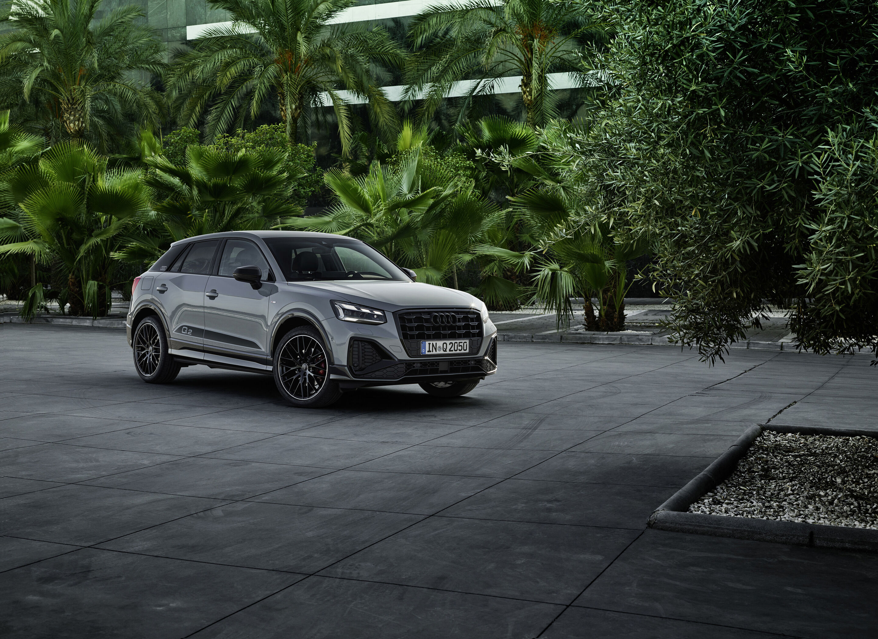 Audi Q2 (until 2026) - Static photo,
Colour: arrow gray
