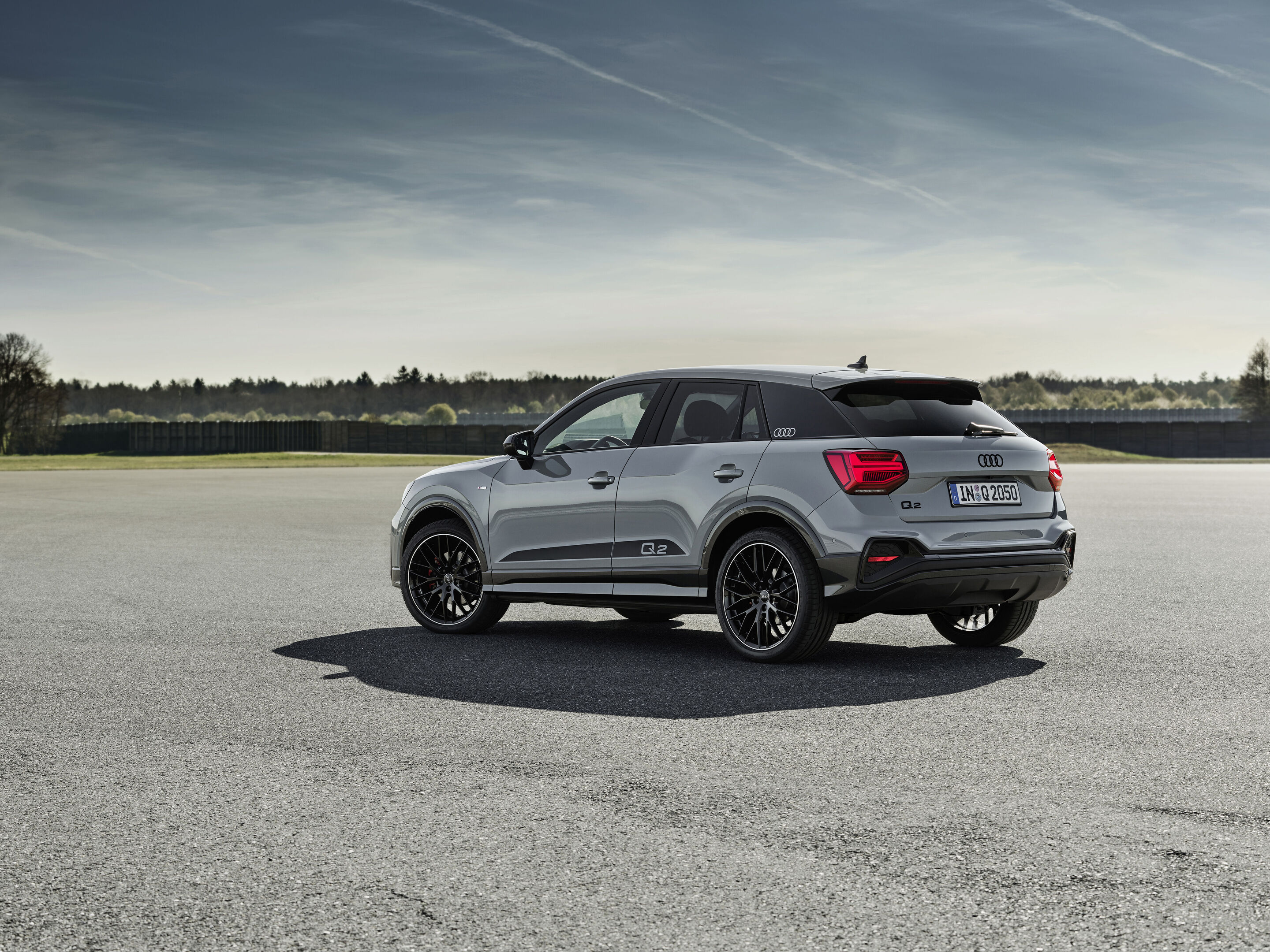 Audi Q2 (until 2026) - Static photo,
Colour: arrow gray