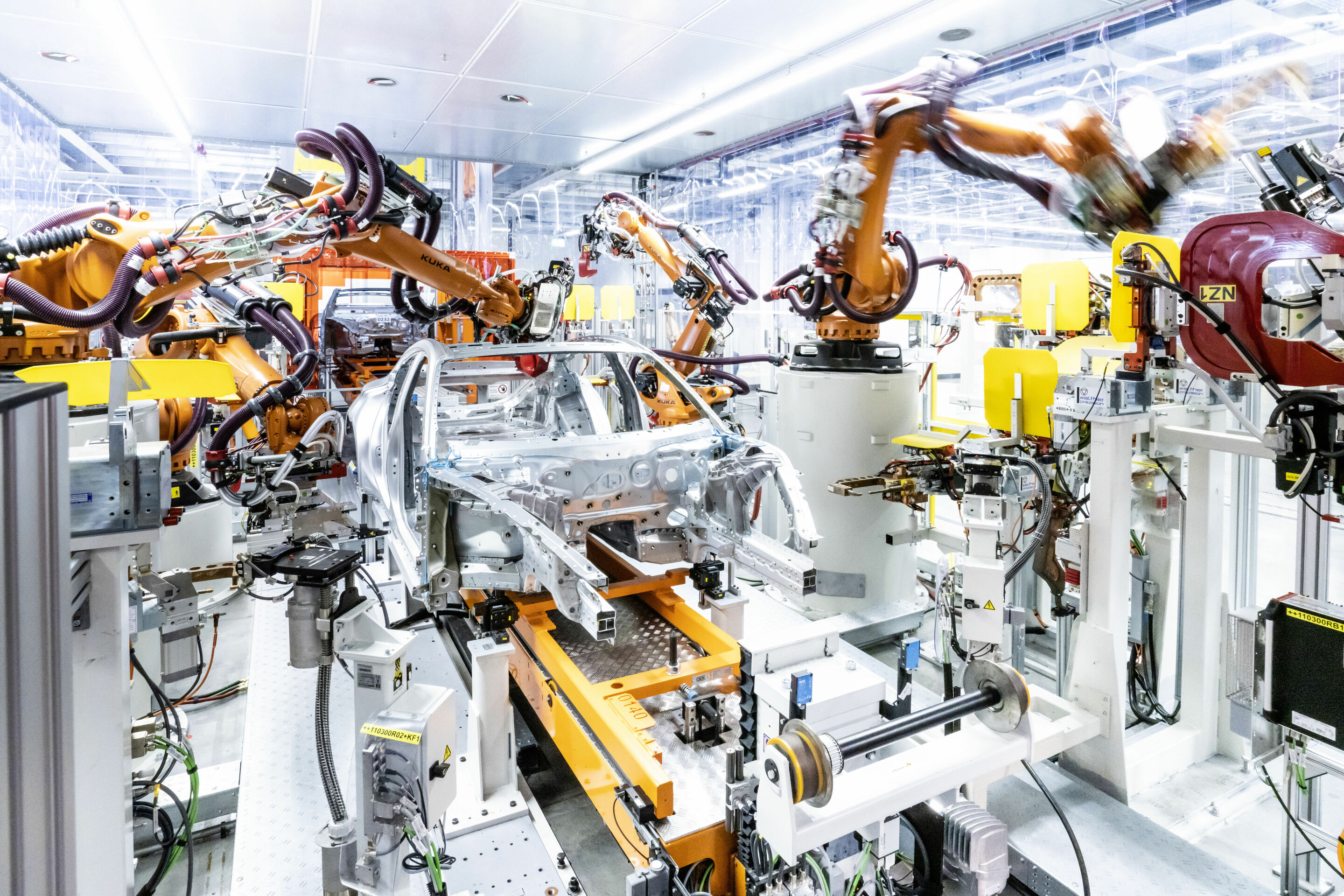 High-tech meets craftsmanship - The body shop of the Audi e-tron GT at Böllinger Höfe.