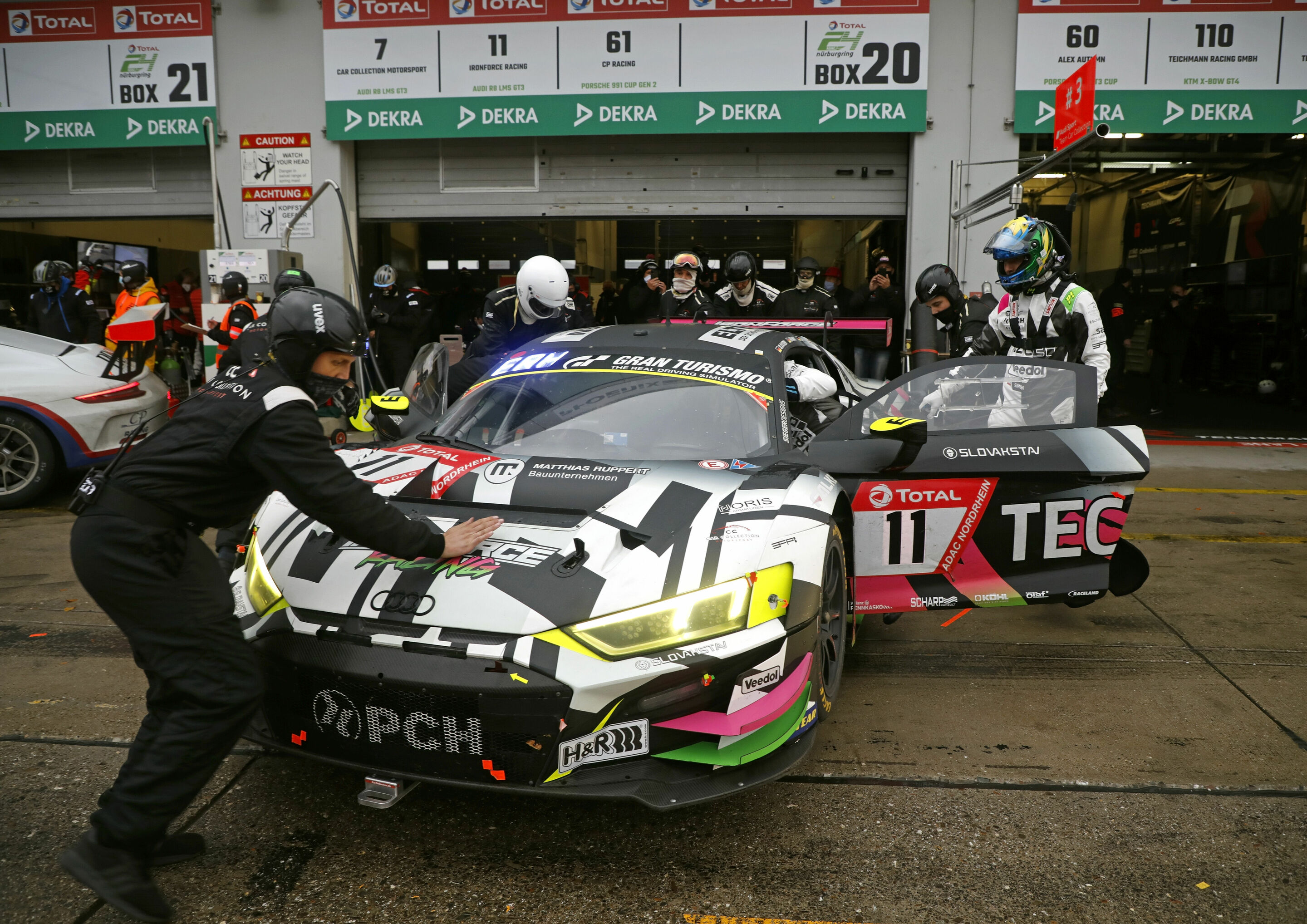 24h Nürburgring 2020 - Audi R8 LMS #11 (IronForce Racing), Elia Erhart/Pierre Kaffer/Simon Reicher/Jan-Erik Slooten