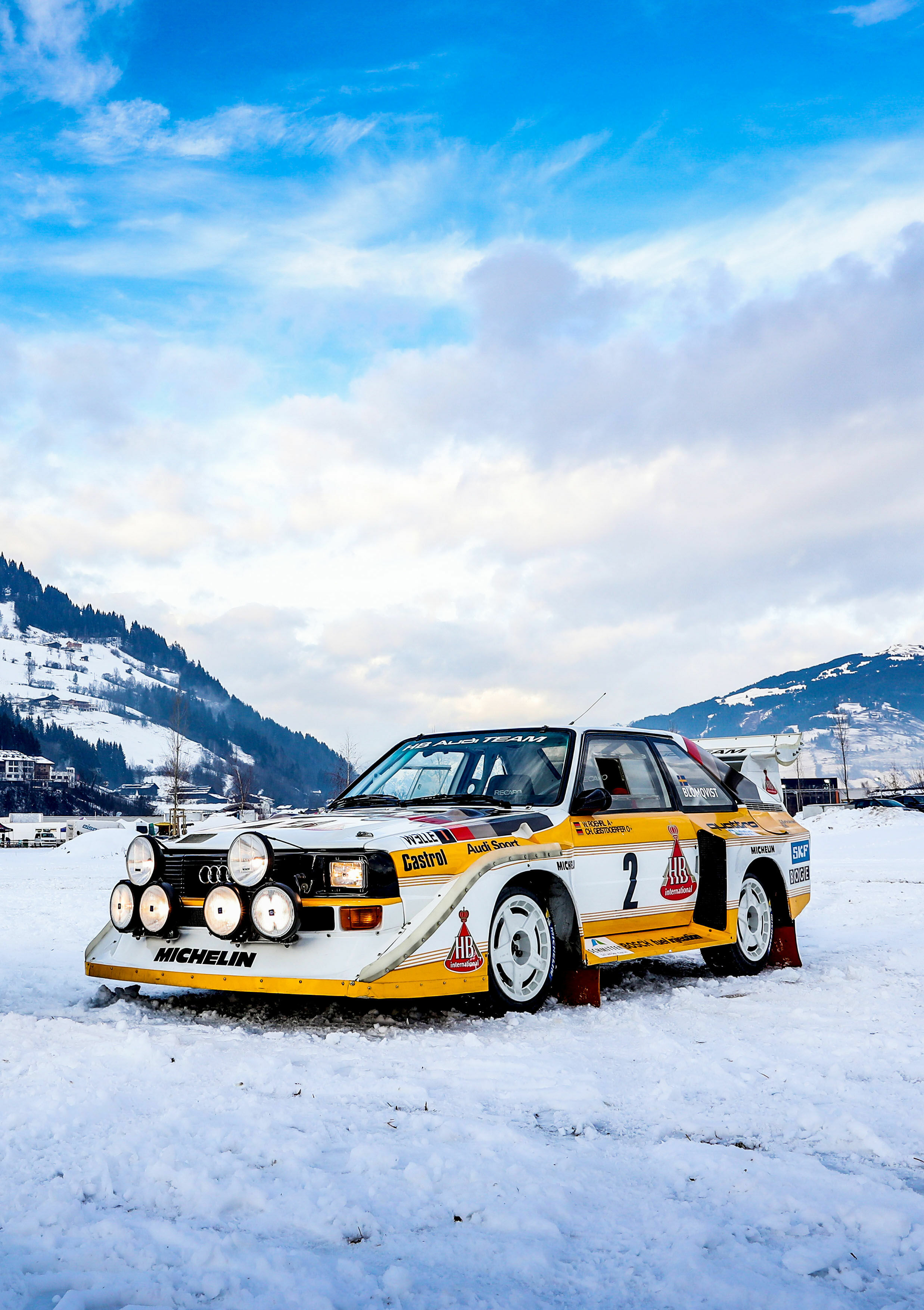 40 Jahre, 40 Zahlen, 40 Bilder: Fakten und  Buntes zur quattro-Technologie von Audi - 486.000 Euro bezahlte ein Liebhaber bei einer Auktion, die 2016 in London stattfand, für einen Audi Sport quattro. Nur 214 Exemplare sind von diesem 306 PS (225 kW)...