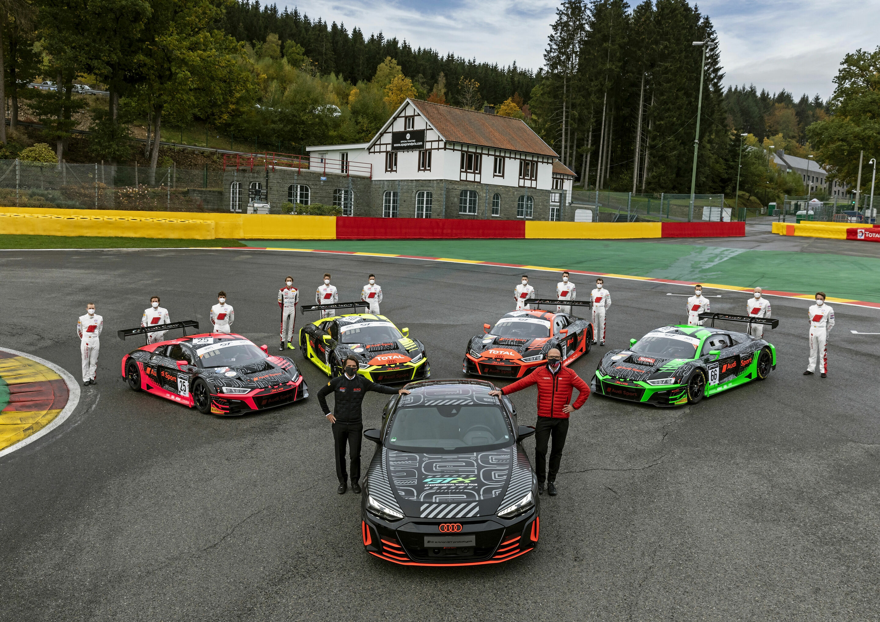 24h Spa 2020 - Audi Sport customer racing, Audi R8 LMS, Audi RS e-tron GT Prototyp, Stéphane Ratel (Founder and CEO of SRO Motorsports Group), Chris Reinke (Leiter Audi Sport customer racing)
