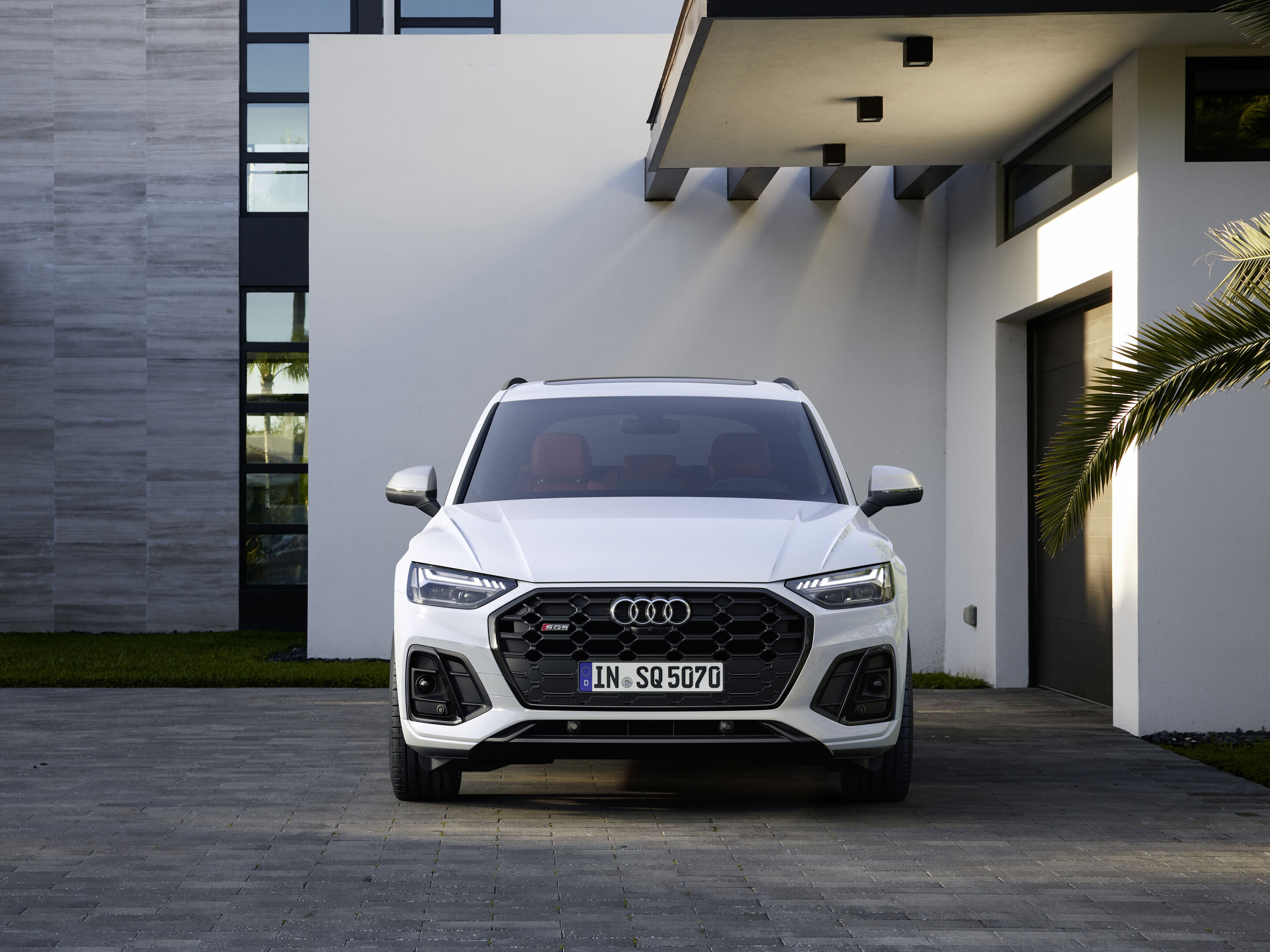 Audi SQ5 TDI (bis 2024) - Standaufnahme,
Farbe: Gletscherweiß