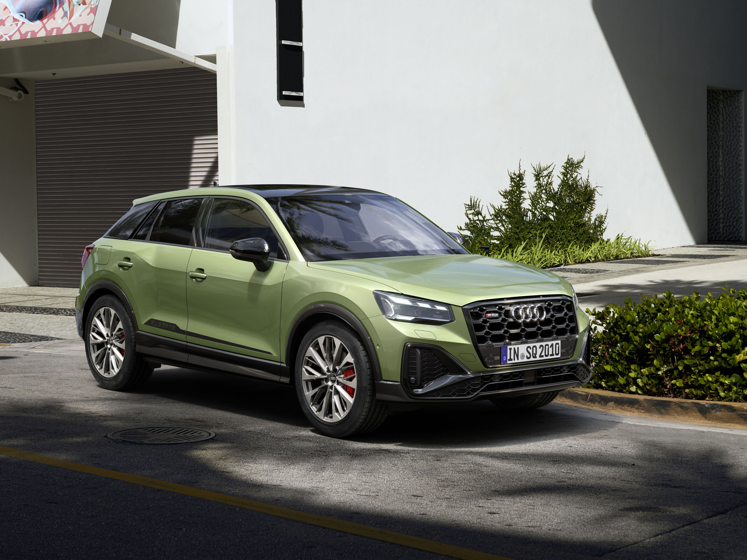 Audi SQ2 (until 2026) - Static photo,
Colour: apple green, metallic
