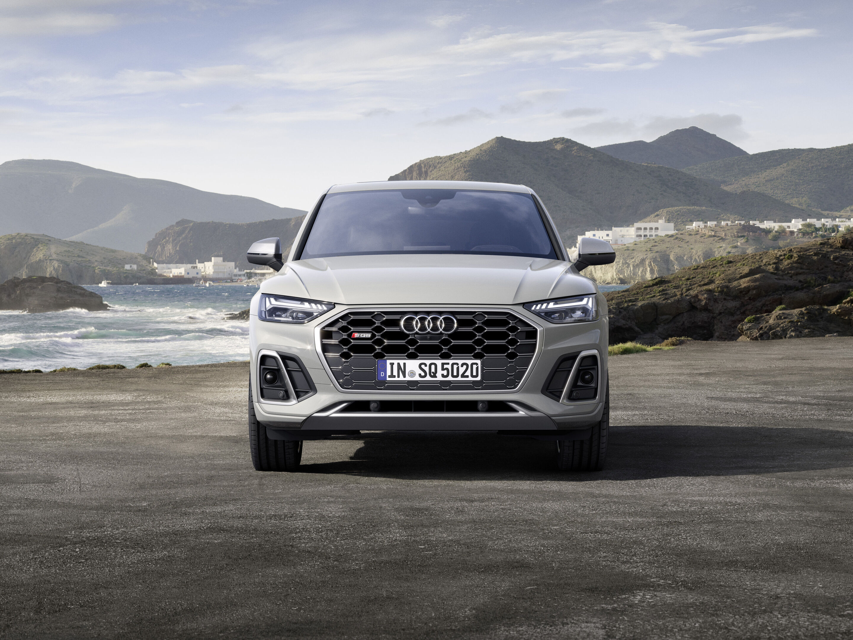 Audi SQ5 Sportback TDI (until 2024) - Static photo,
Colour: Quantum gray