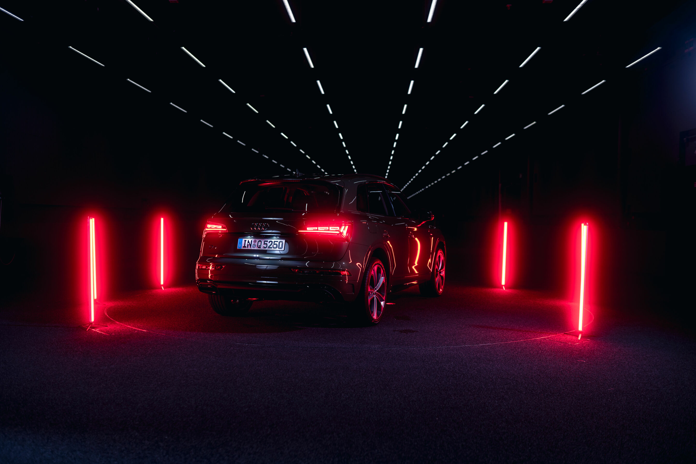 Audi Q5 with digital OLED in the Audi light channel - Audi Q5 with digital OLED in the Audi light channel.