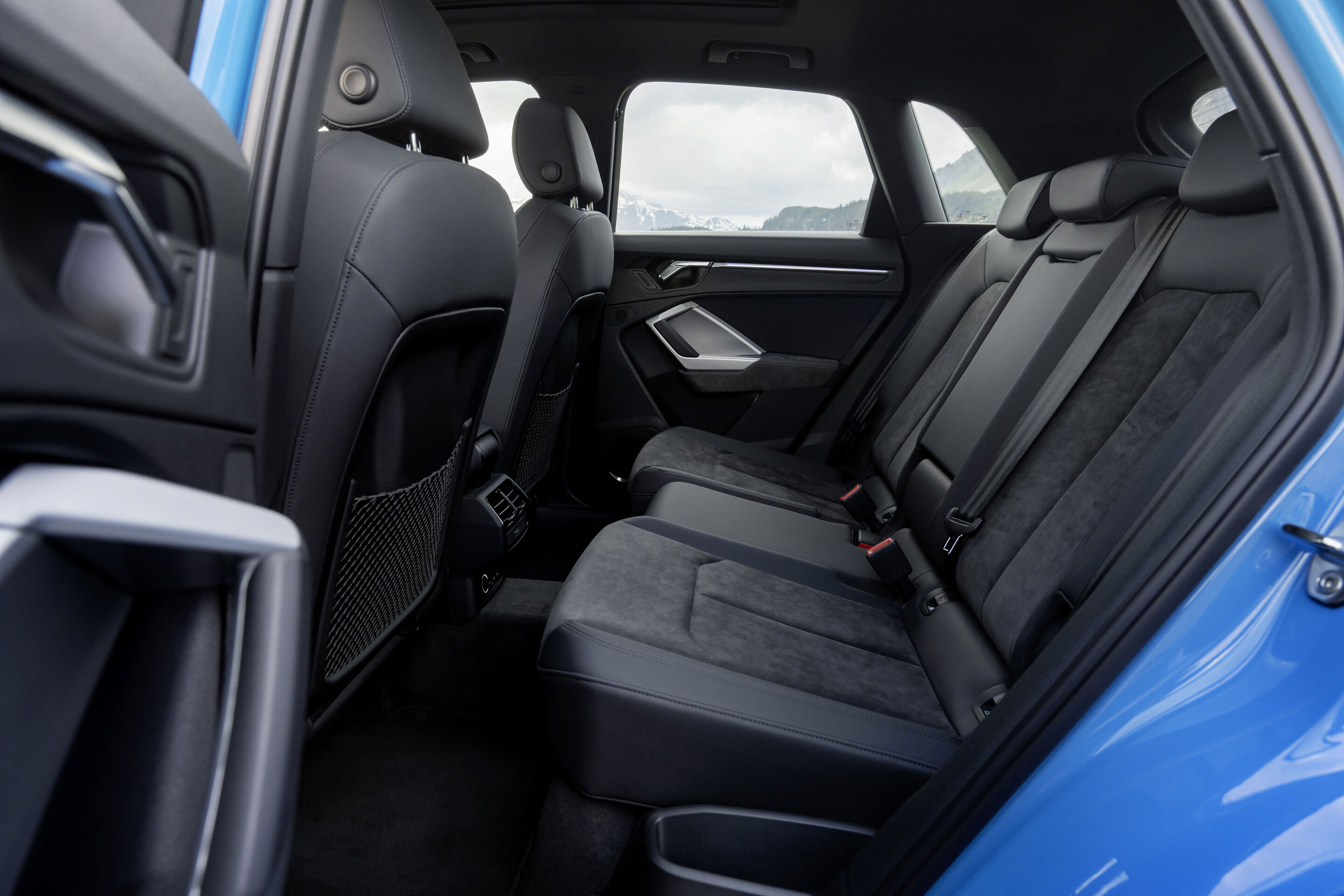 Audi Q3 45 TFSI e (until 2025) - Interior