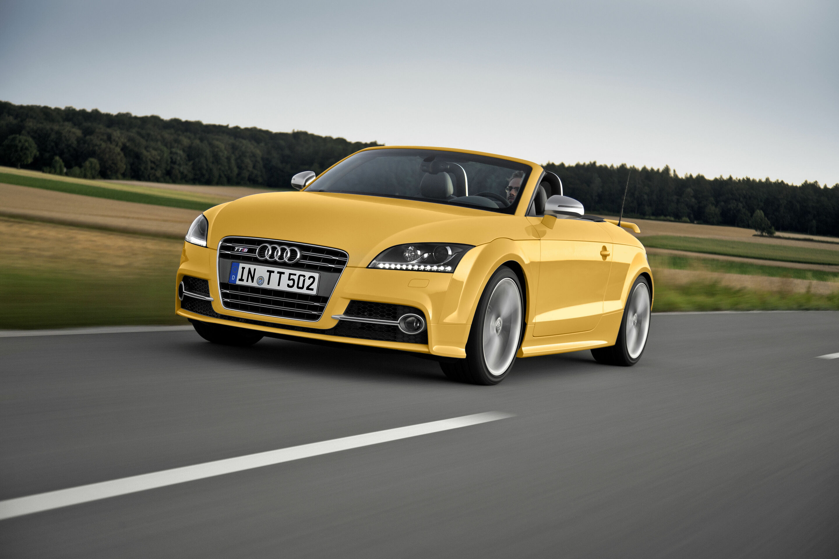 Audi TTS Roadster competition - Dynamic photo

Colour: Imola Yellow