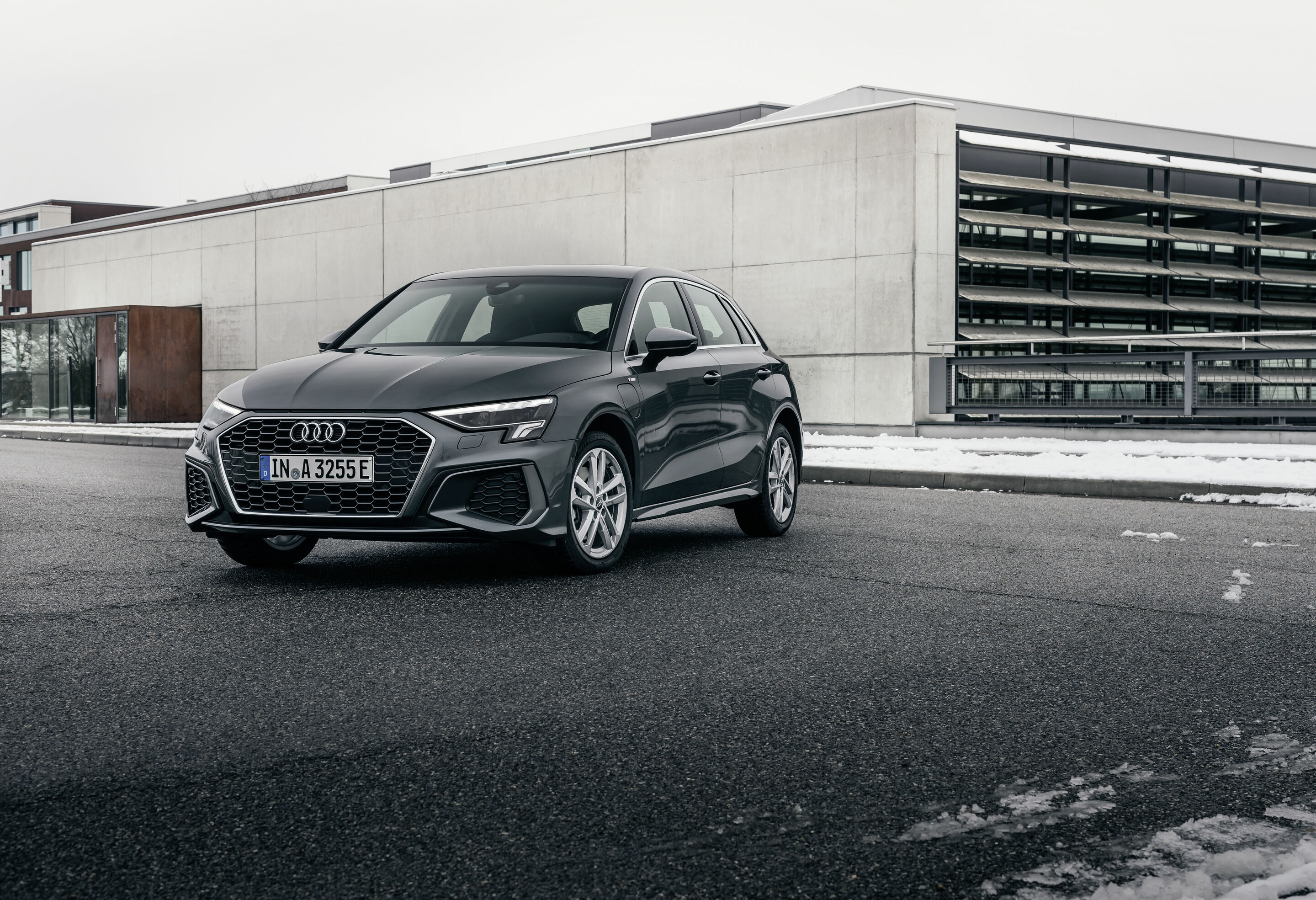 Audi A3 Sportback 40 TFSI e - Static photo
Colour: Daytona grey