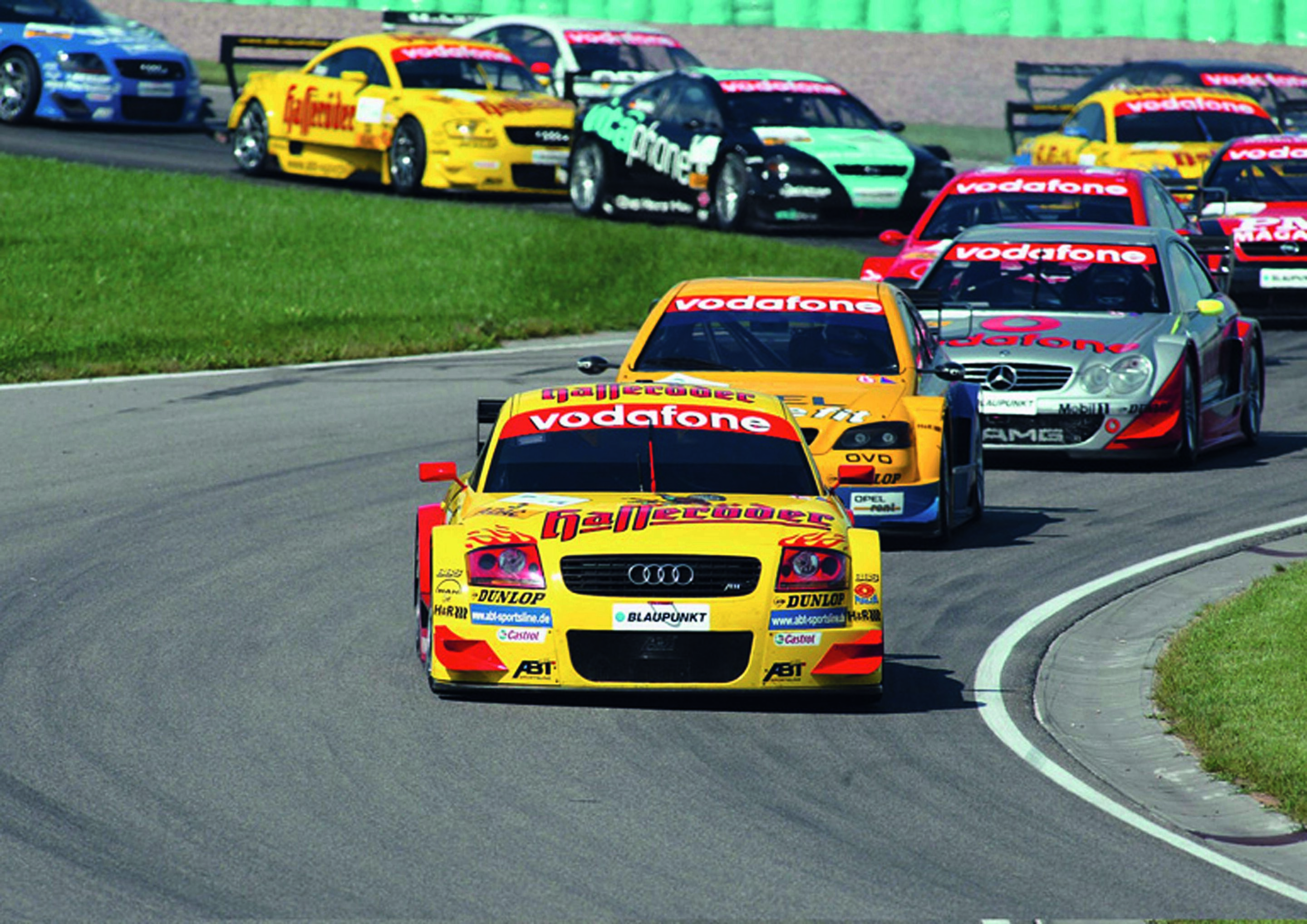 Anniversary magazine Motorsports - Yellow peril - the TTs from ABT Sportsline bore the Audi colours from 2000 until 2003, they even took the title.