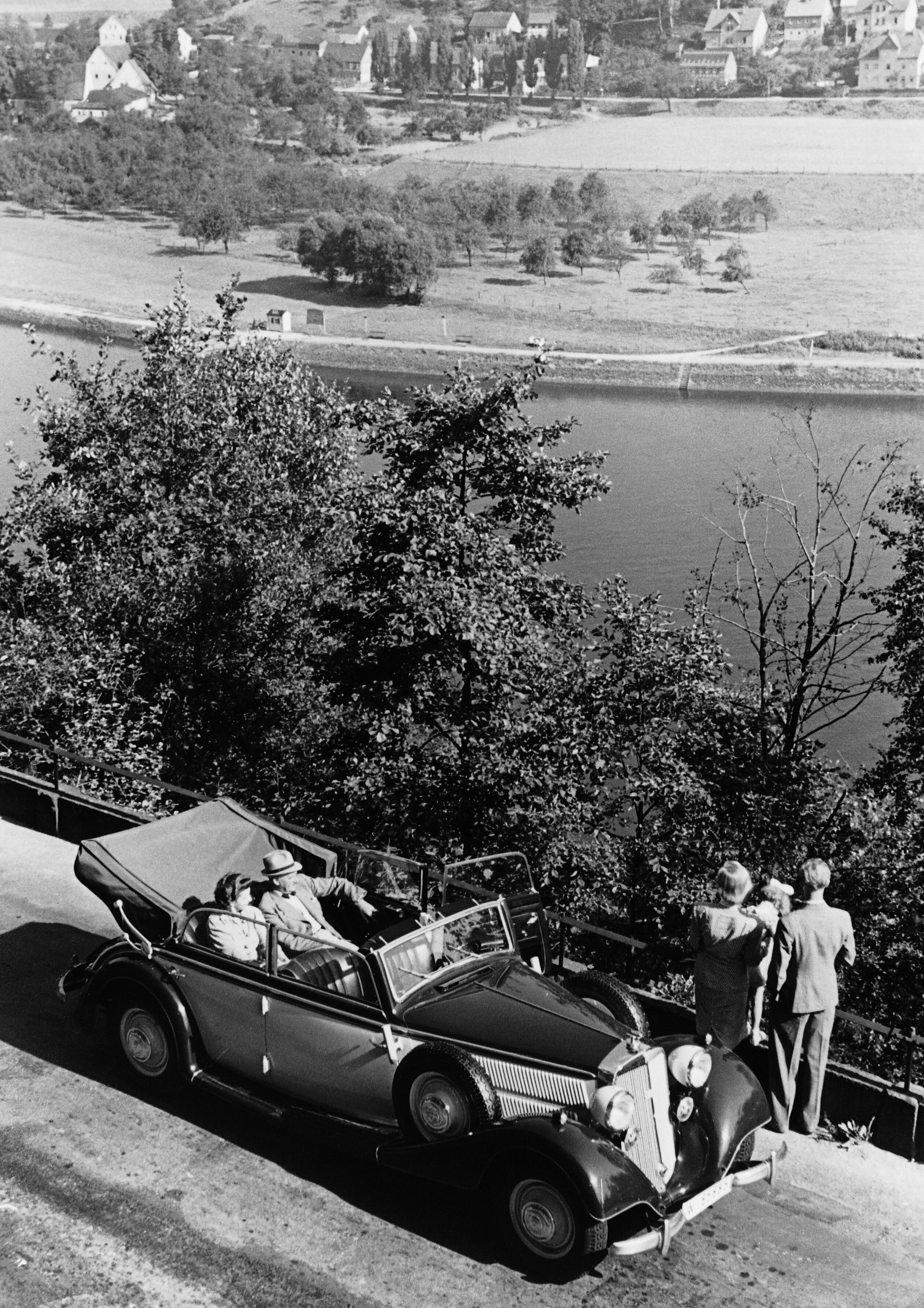 Horch 830 BL cabriolet, 3.5 l, 8 cylinder (V-engine), 82 hp