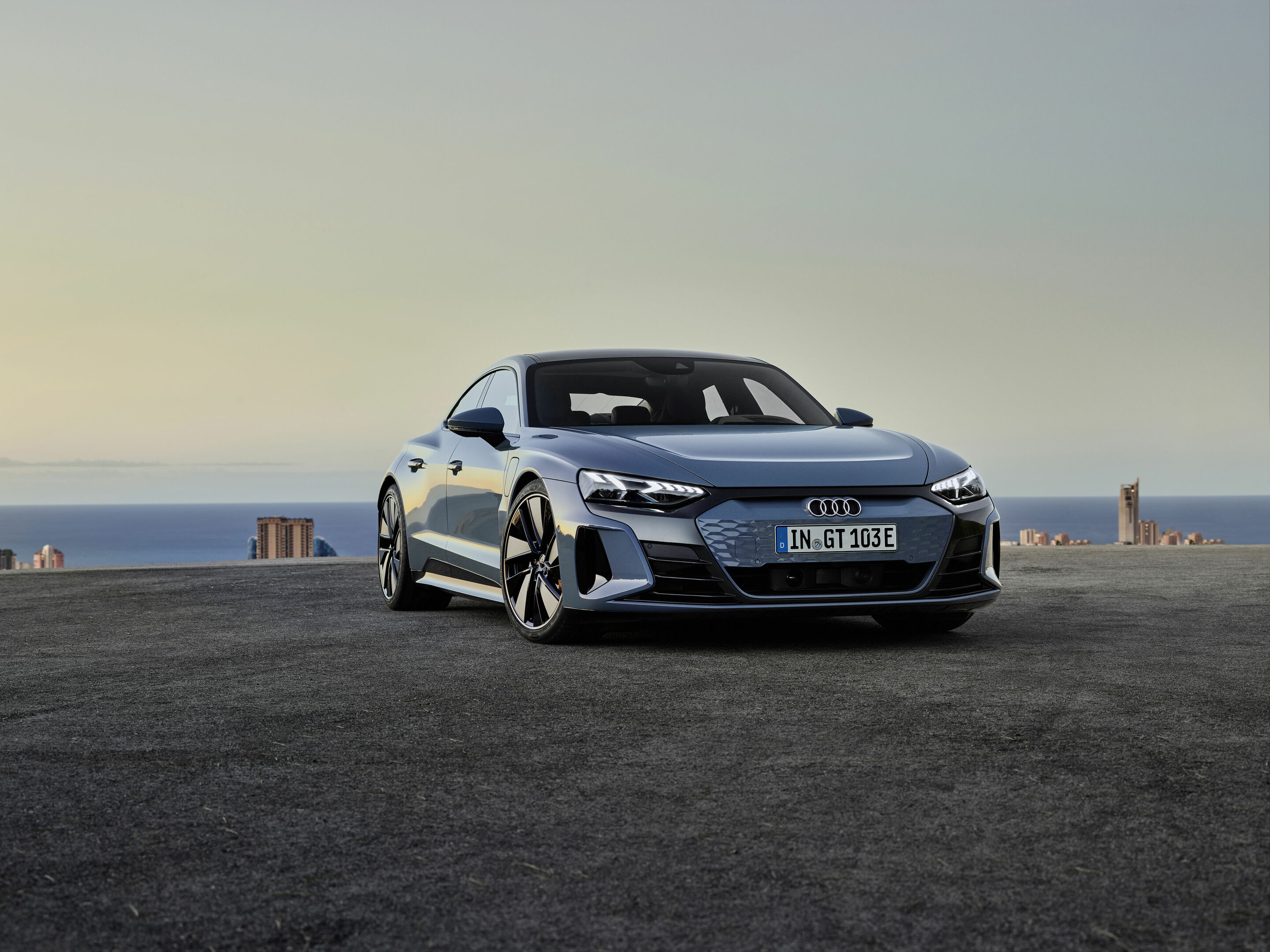 Audi e-tron GT quattro - Audi e-tron GT quattro, Standaufnahme, Farbe: Kemoragrau