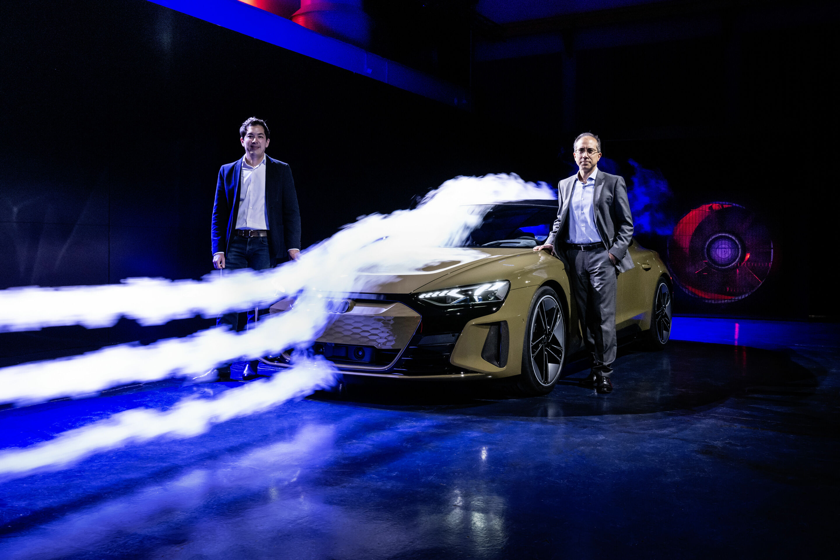 Audi e-tron GT experience - Aerodynamik - Audi RS e-tron GT
Farbe: Taktikgrün Metallic