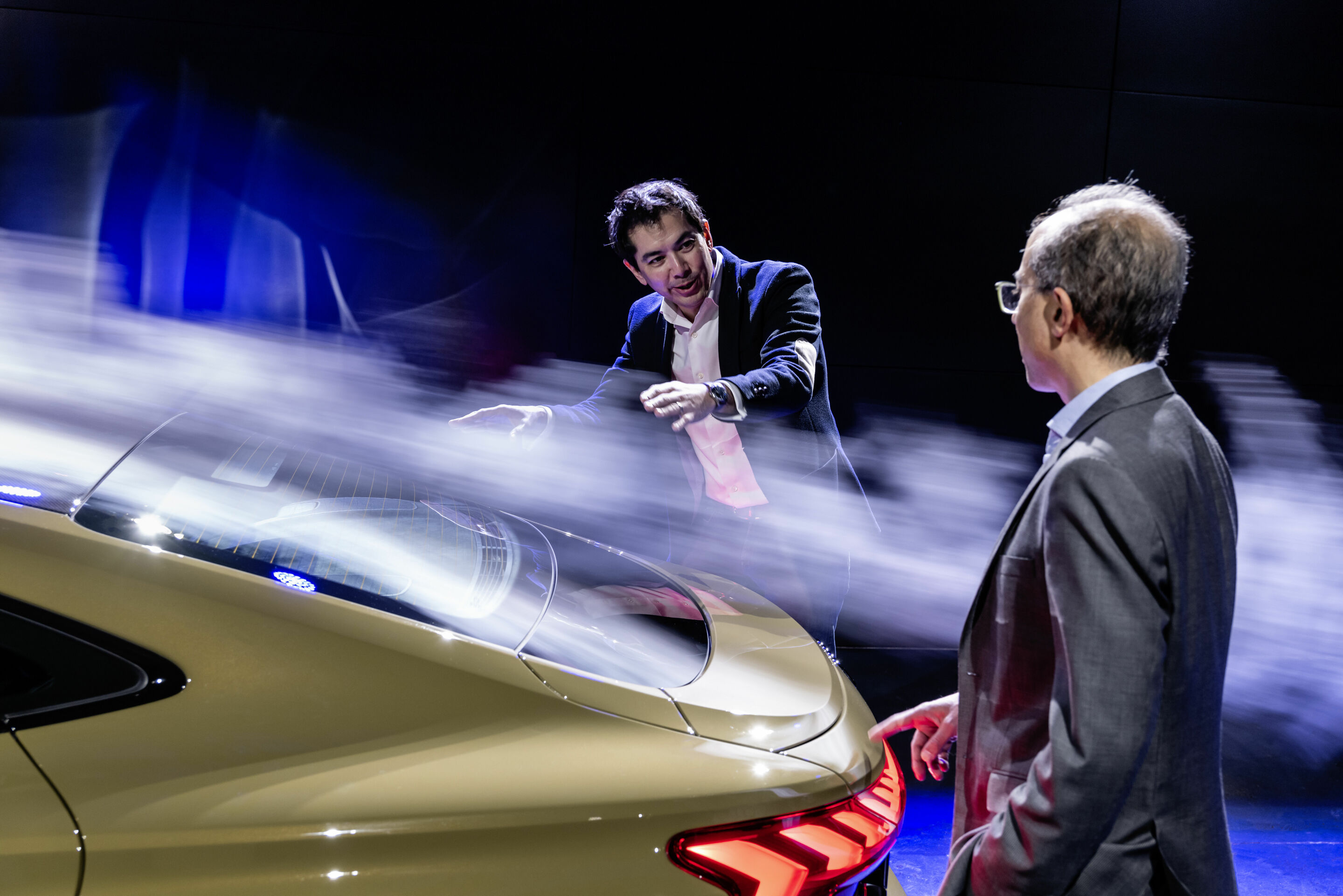 Audi e-tron GT experience - Aerodynamik - Audi RS e-tron GT
Farbe: Taktikgrün Metallic