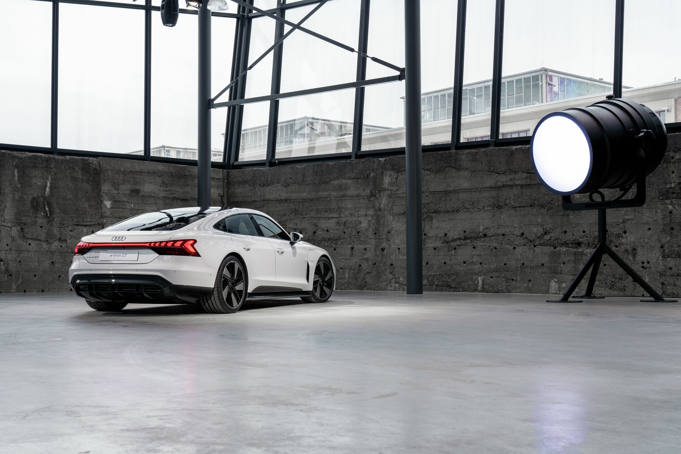 Audi e-tron GT experience - Design - Farbe: Suzukagrau
Audi e-tron GT quattro