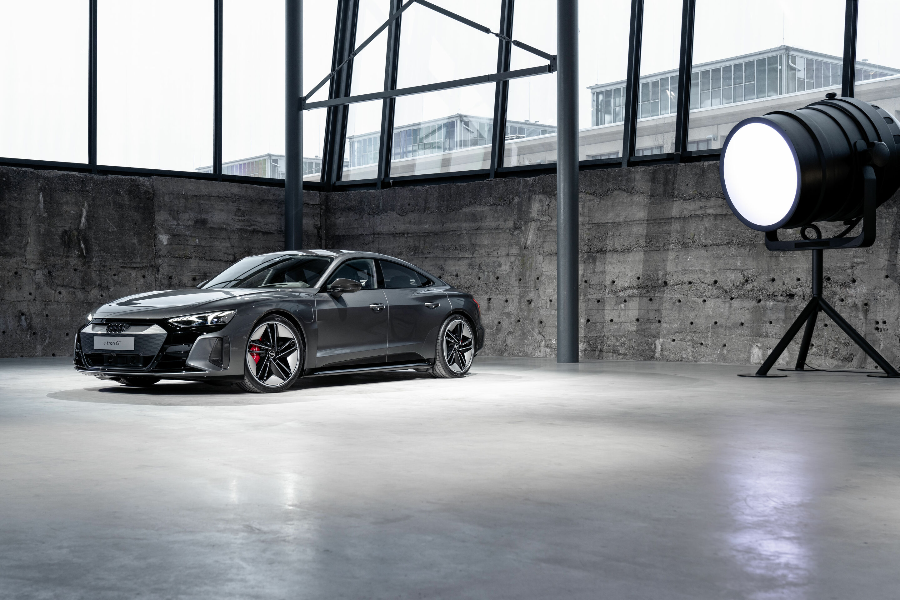 Audi e-tron GT experience - Design - Audi RS e-tron GT
Daytona grey