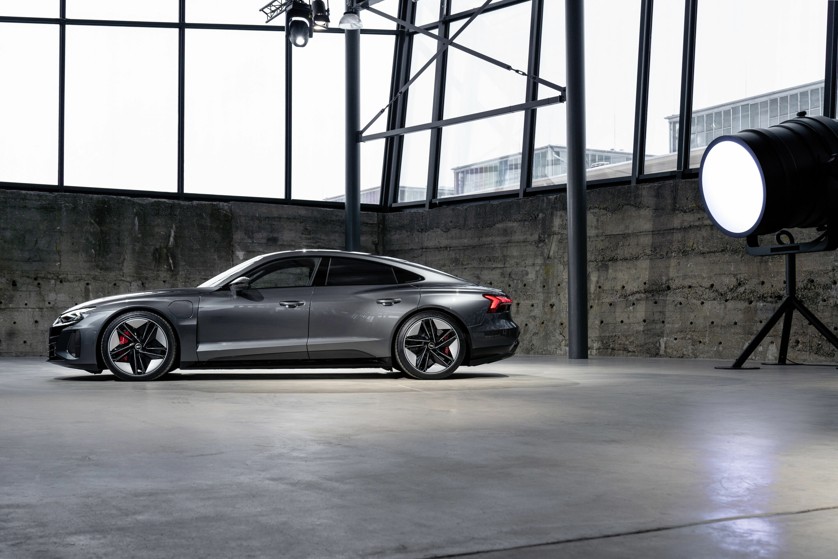 Audi e-tron GT experience - Design - Audi RS e-tron GT
Daytona grey