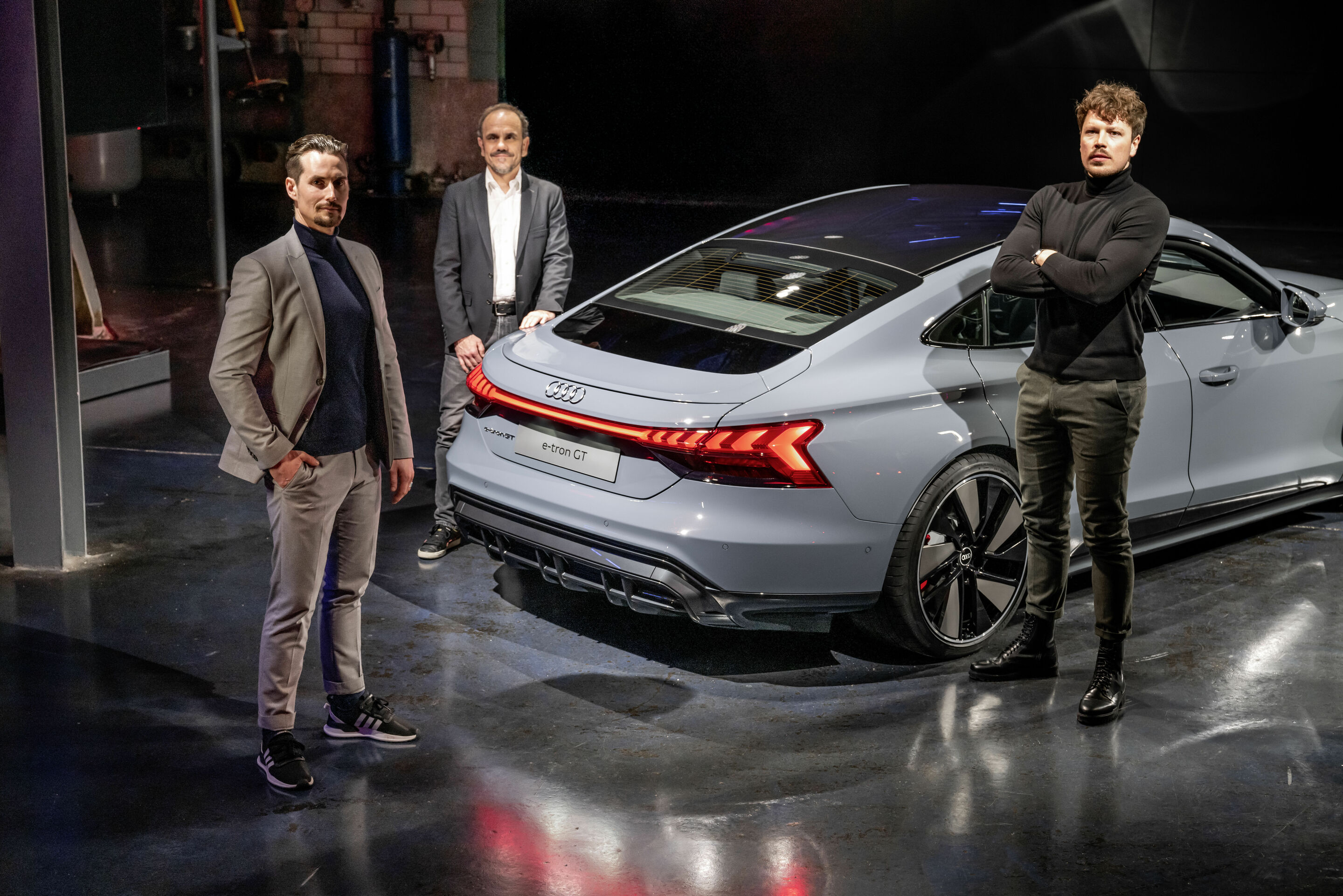 Audi e-tron GT experience - Technologie - Audi e-tron GT quattro
Farbe: Kemoragrau