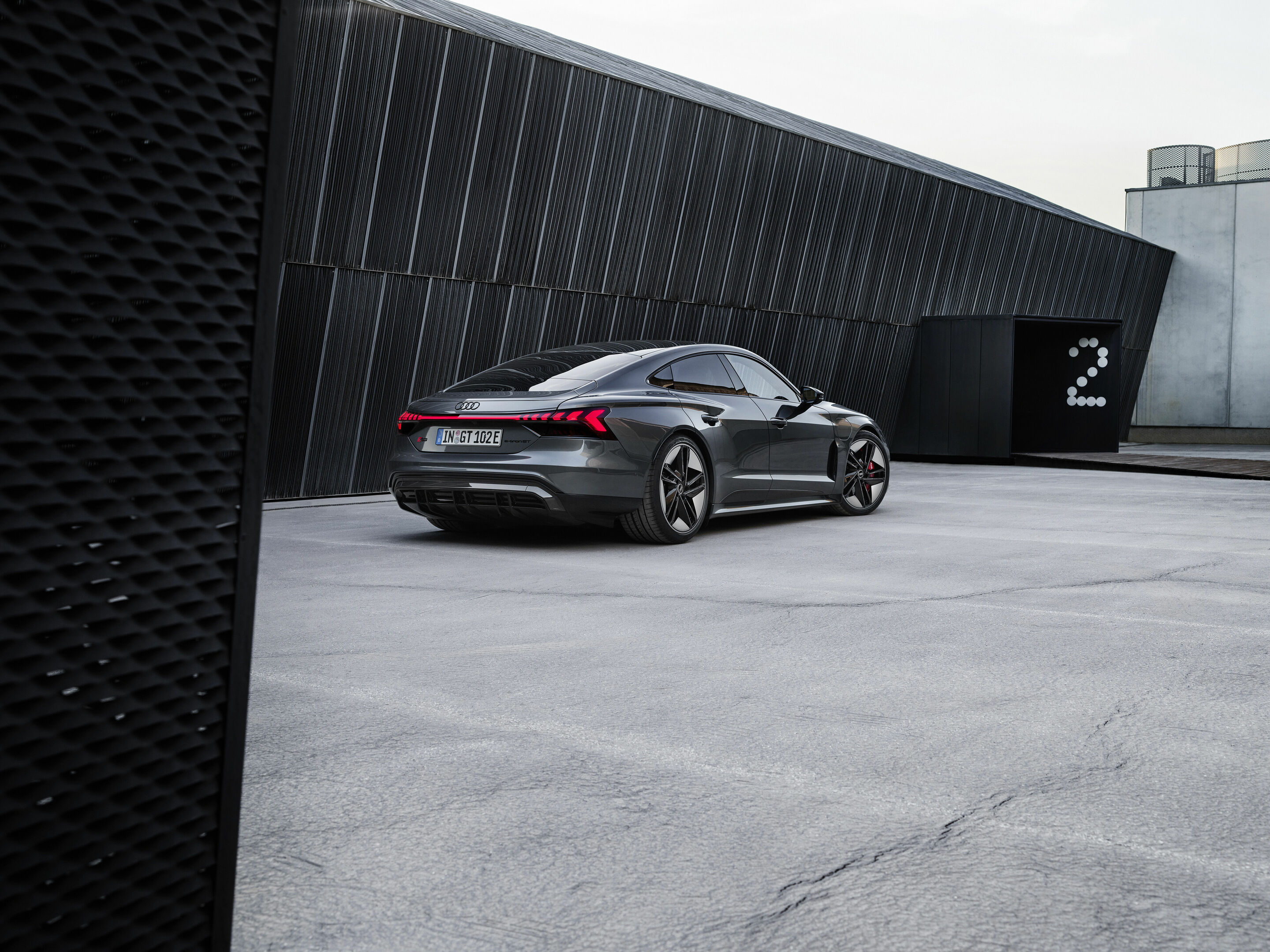 Audi RS e-tron GT - Static photo,
Colour: Daytona grey
