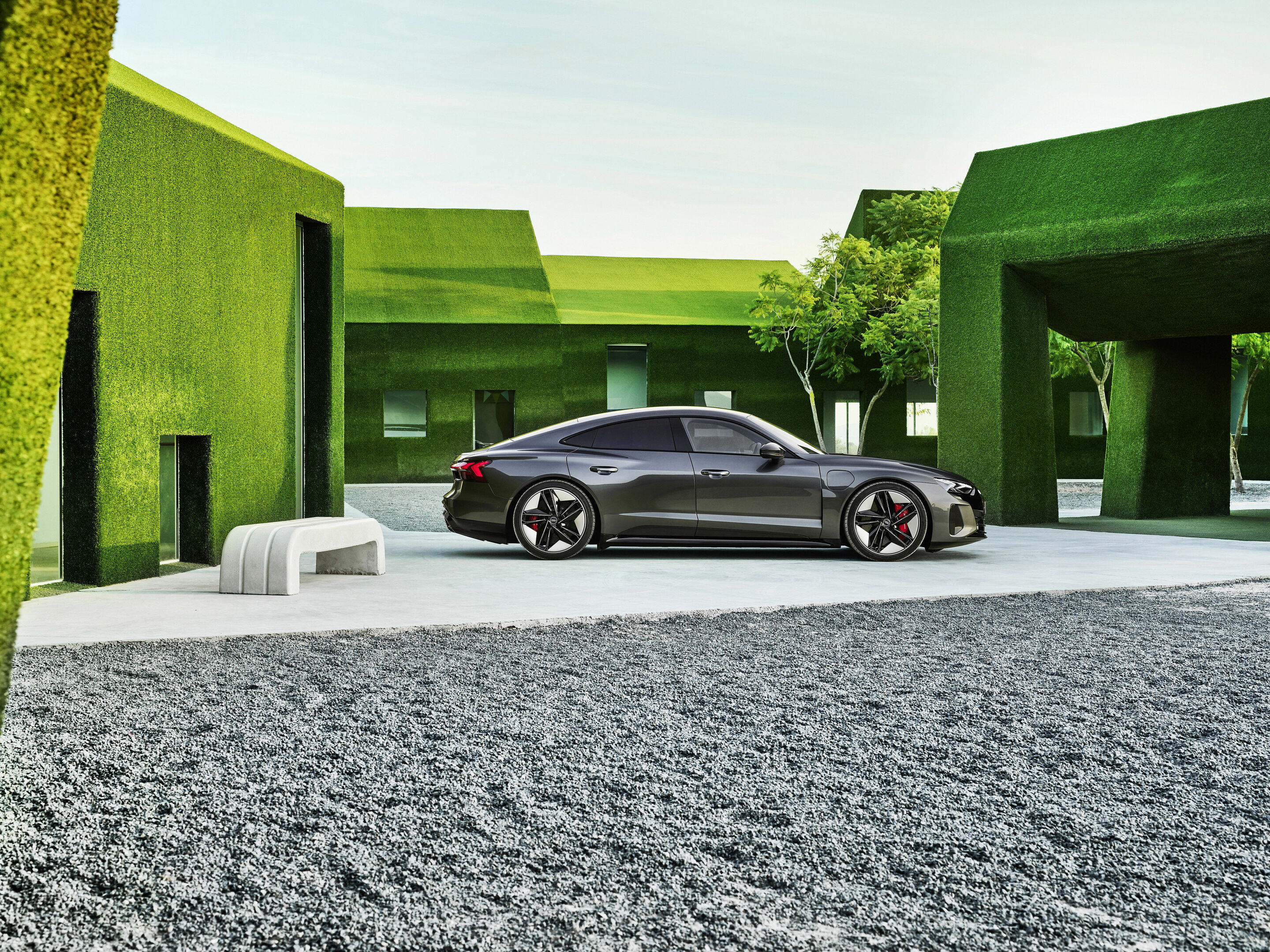 Audi RS e-tron GT - Standaufnahme, 
Farbe: Daytonagrau