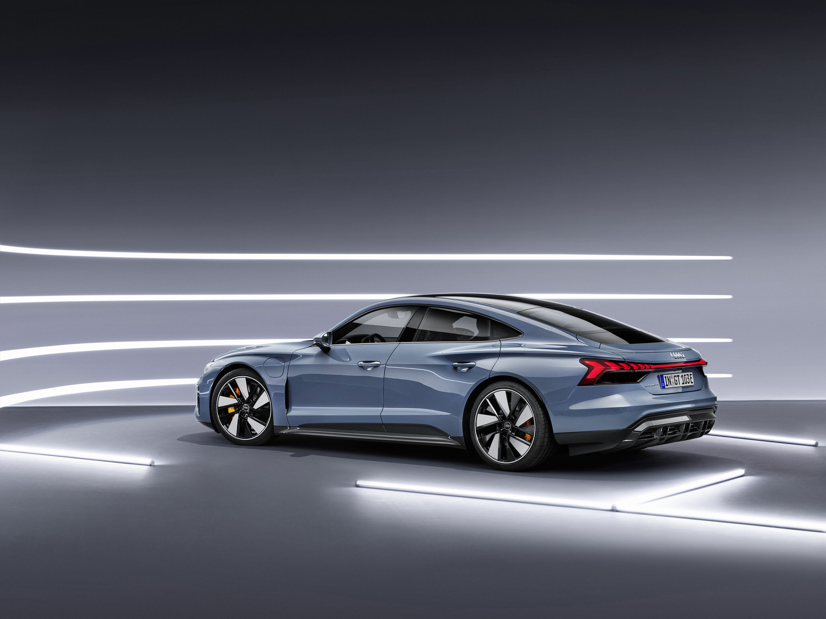 Audi e-tron GT quattro - Standaufnahme,
Farbe:  Kemoragrau