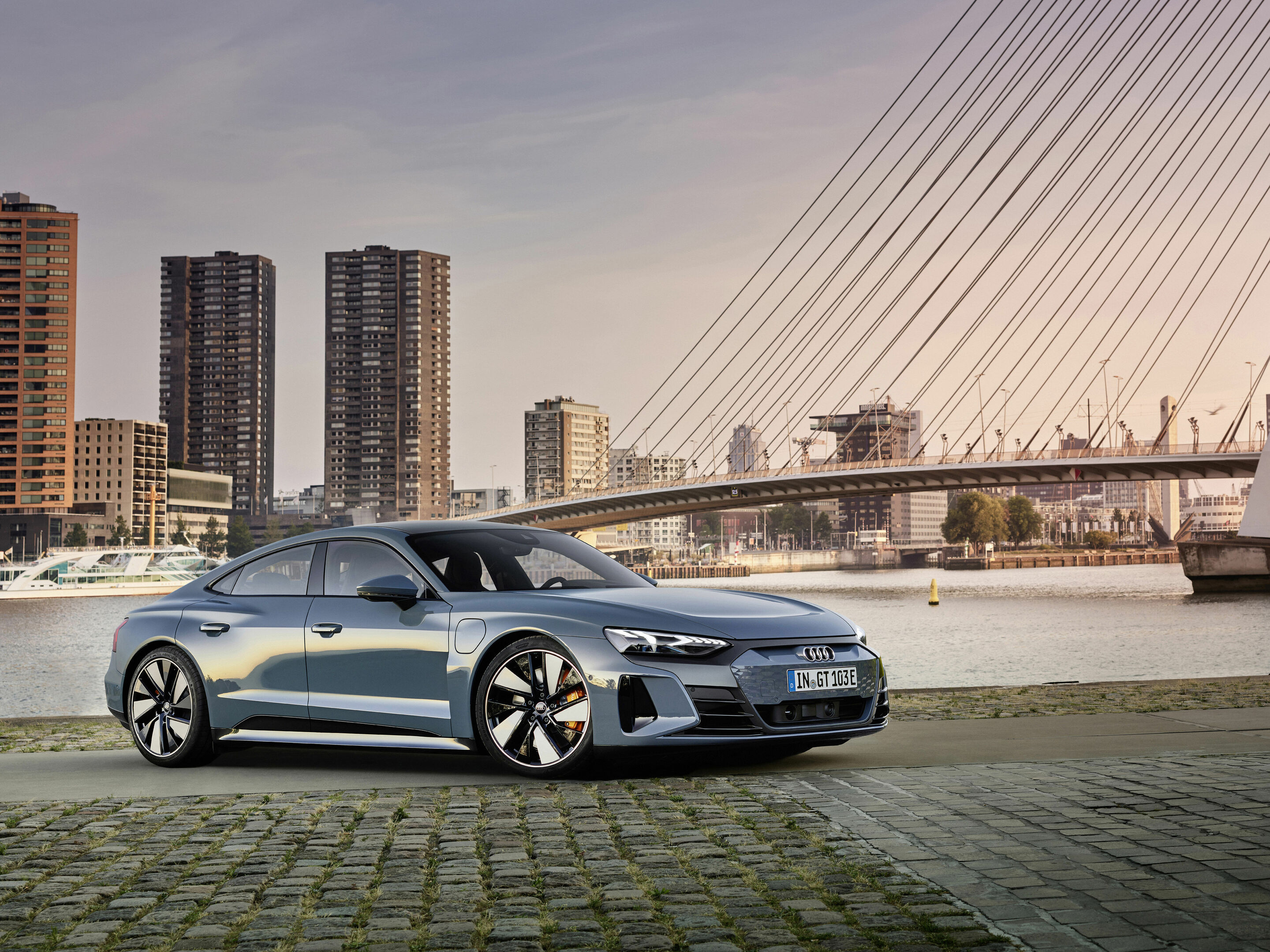 Audi e-tron GT quattro - Standaufnahme,
Farbe: Kemoragrau