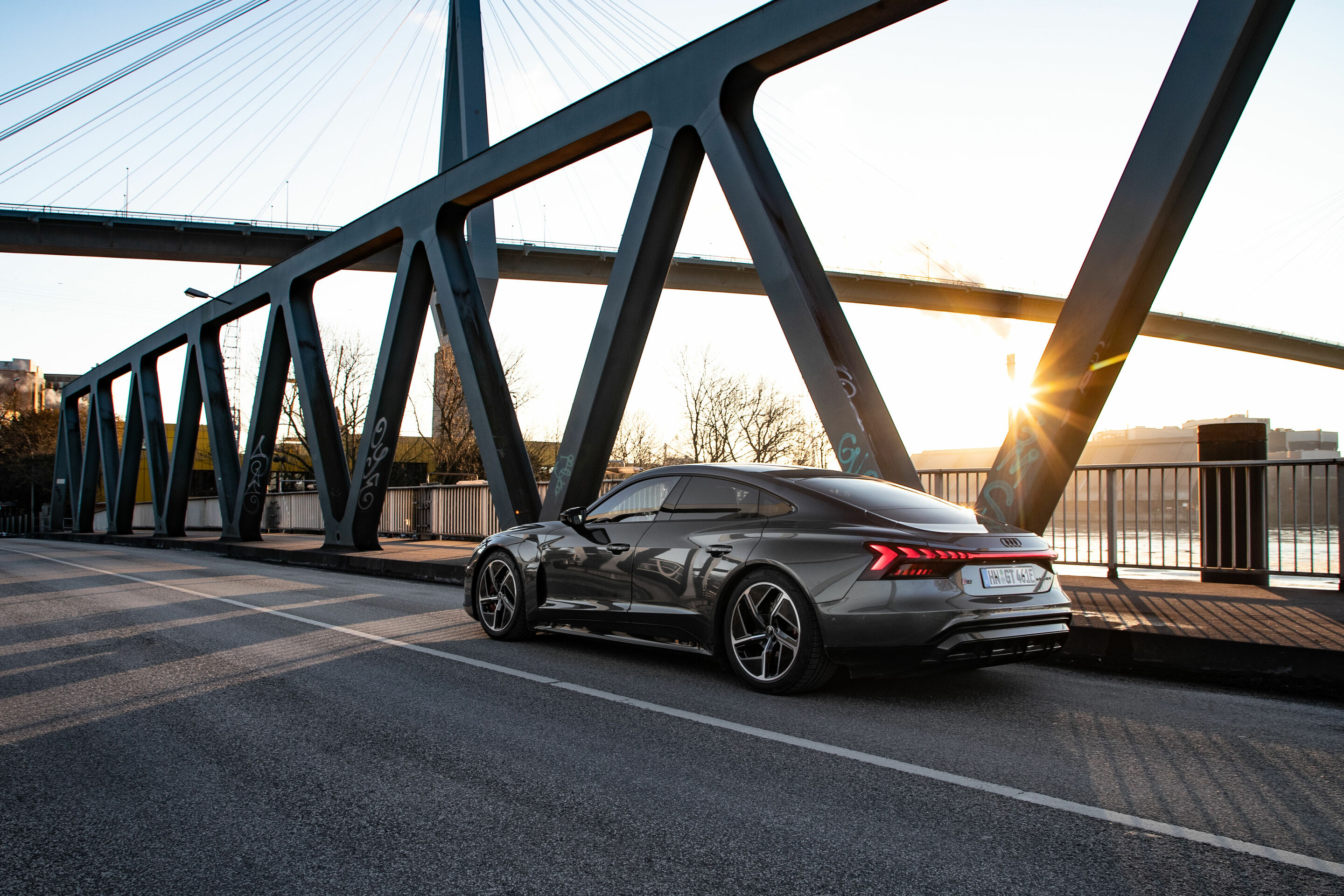 Audi RS e-tron GT - Dynamic photo,
Colour: Daytona grey