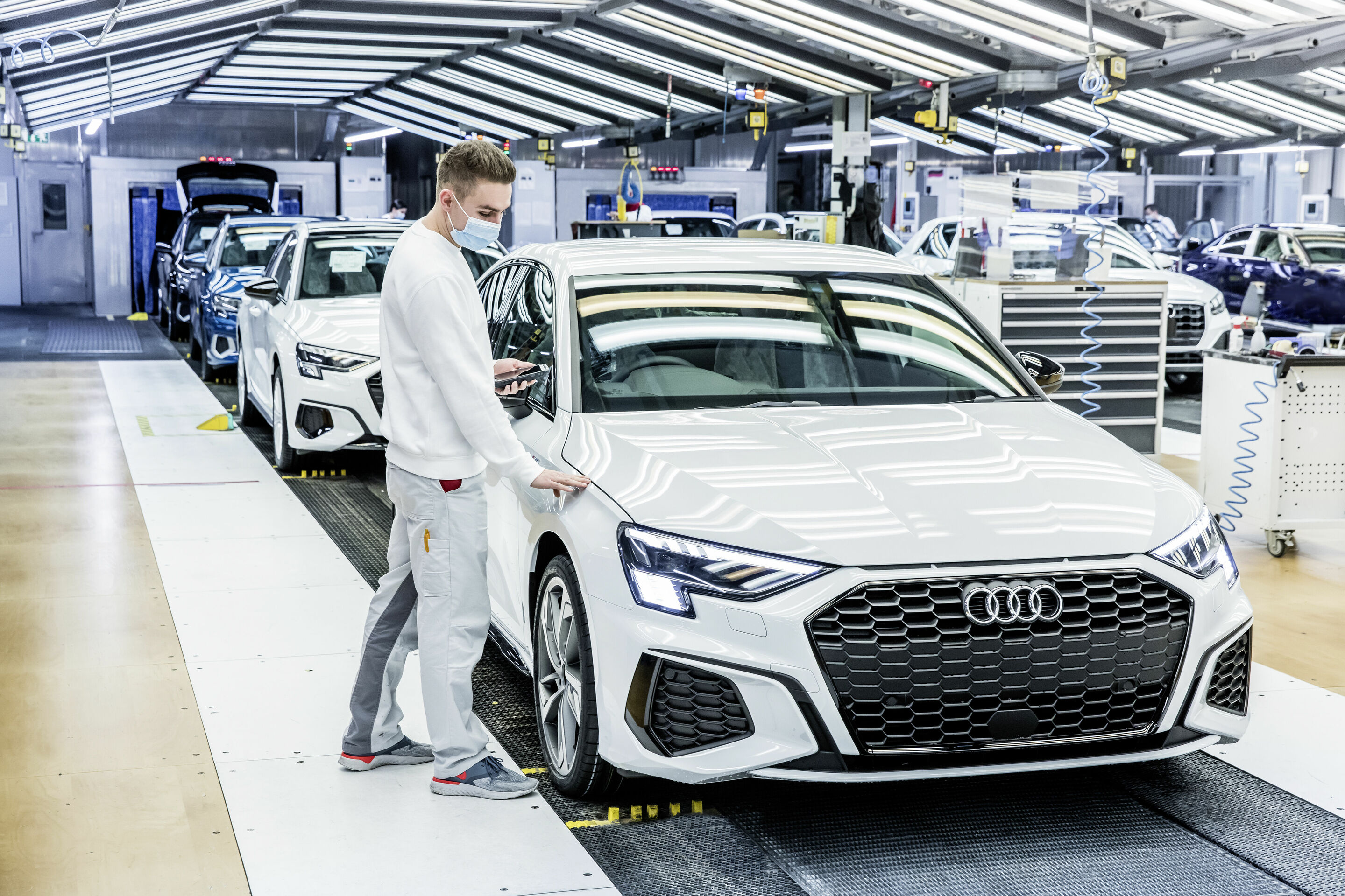 Audi-Standort Ingolstadt - Produktion Audi A3 Limousine: Montage – Endabnahme