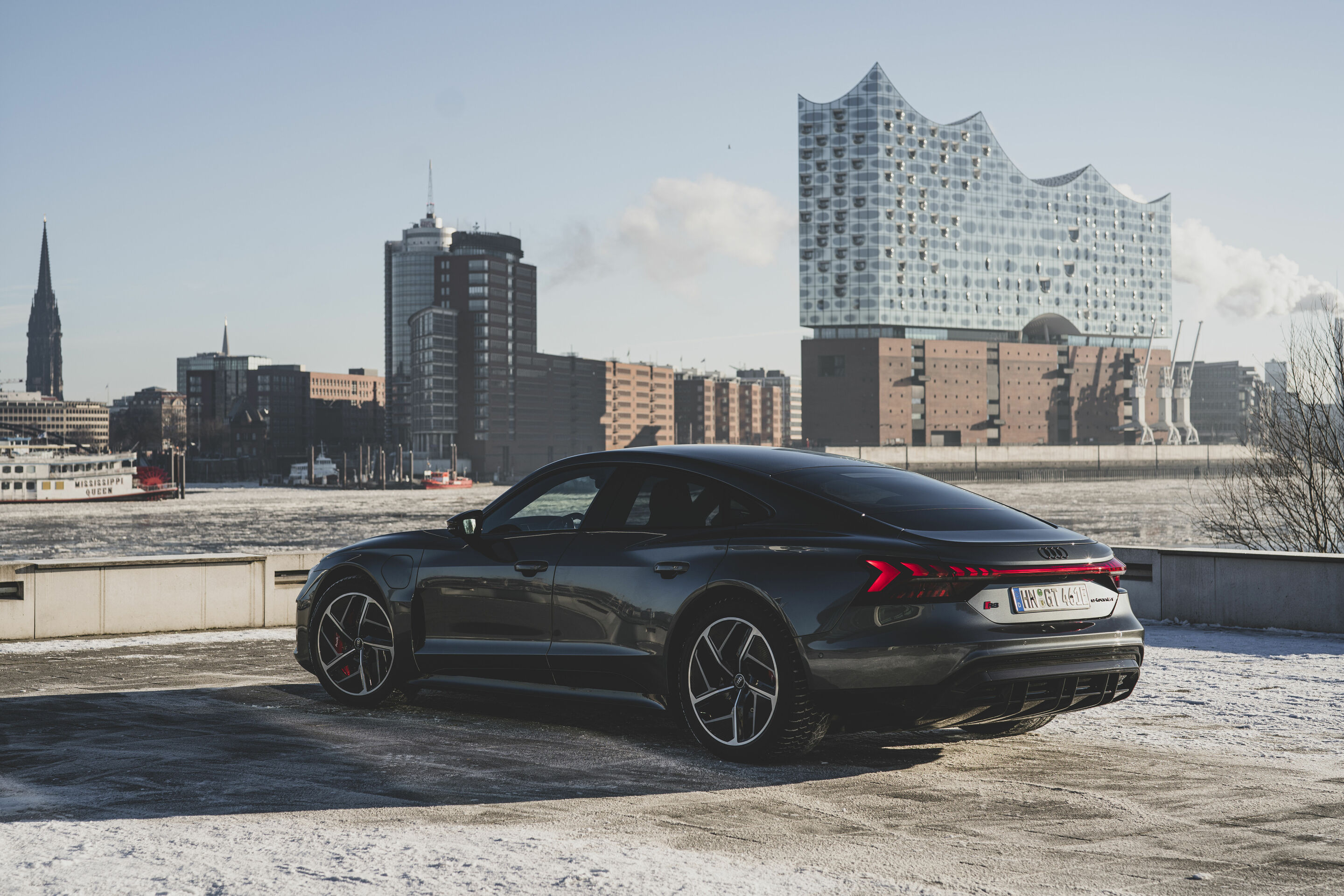 Audi RS e-tron GT - Standaufnahme, 
Farbe: Daytonagrau