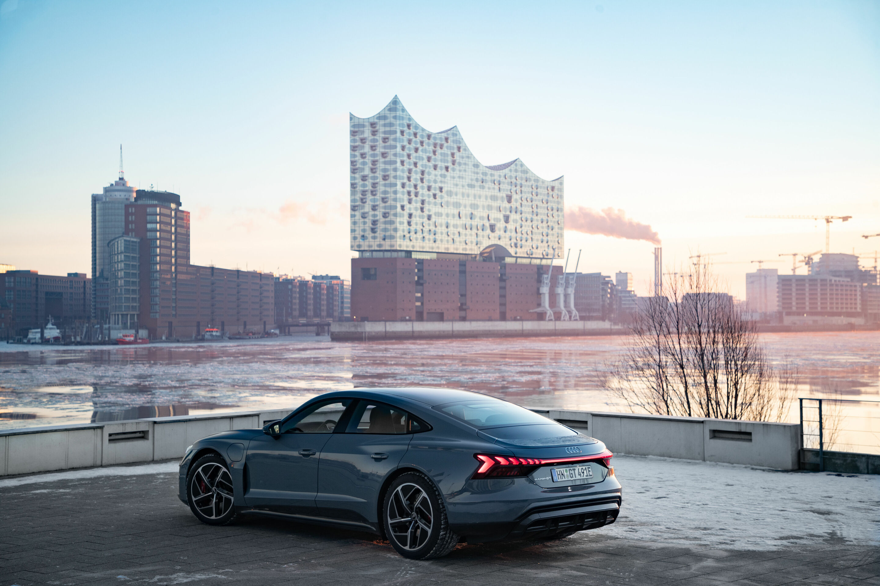 Audi e-tron GT quattro - Standaufnahme,
Farbe: Kemoragrau