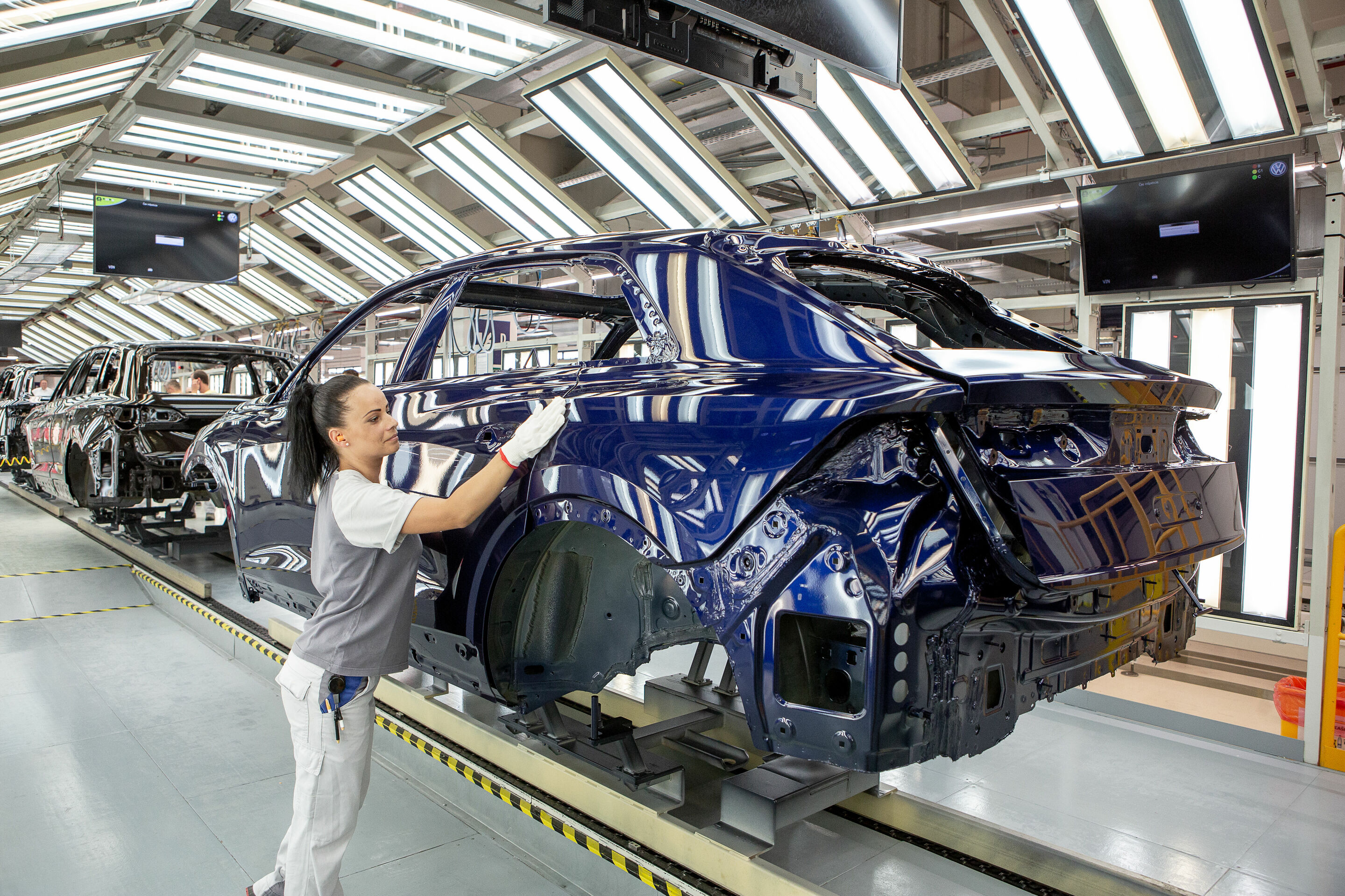 Audi-Standort Bratislava - In Bratislava werden die Audi Modelle im Konzernverbund aus mehreren hundert Komponenten gefertigt.