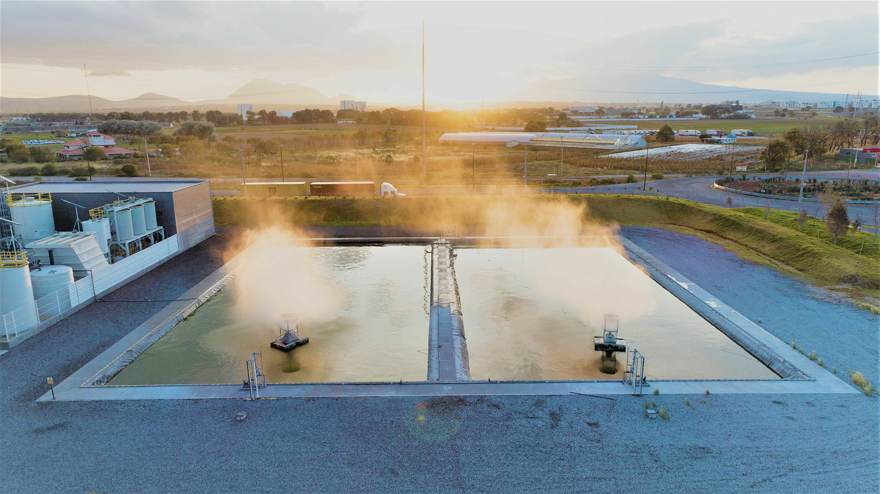 Audi México commemorates World Water Day with actions - Evaporation basin
The evaporation ponds reduce residue for the purpose of waste management.
