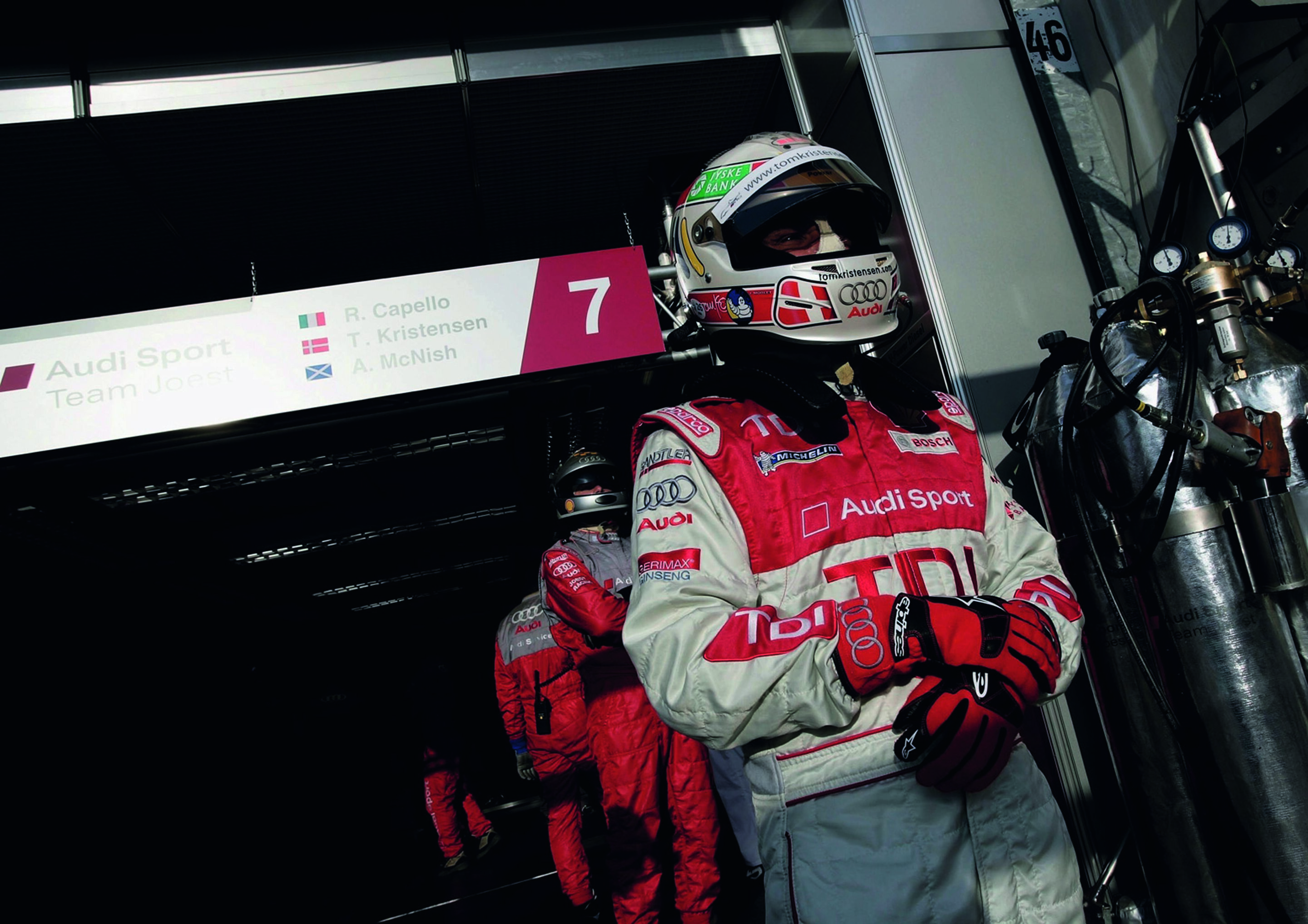 Jubiläumsmagazin Motorsport - King of Le Mans: Tom Kristensen häufte bis 2008 acht Siege beim Klassiker auf seinem Konto an.