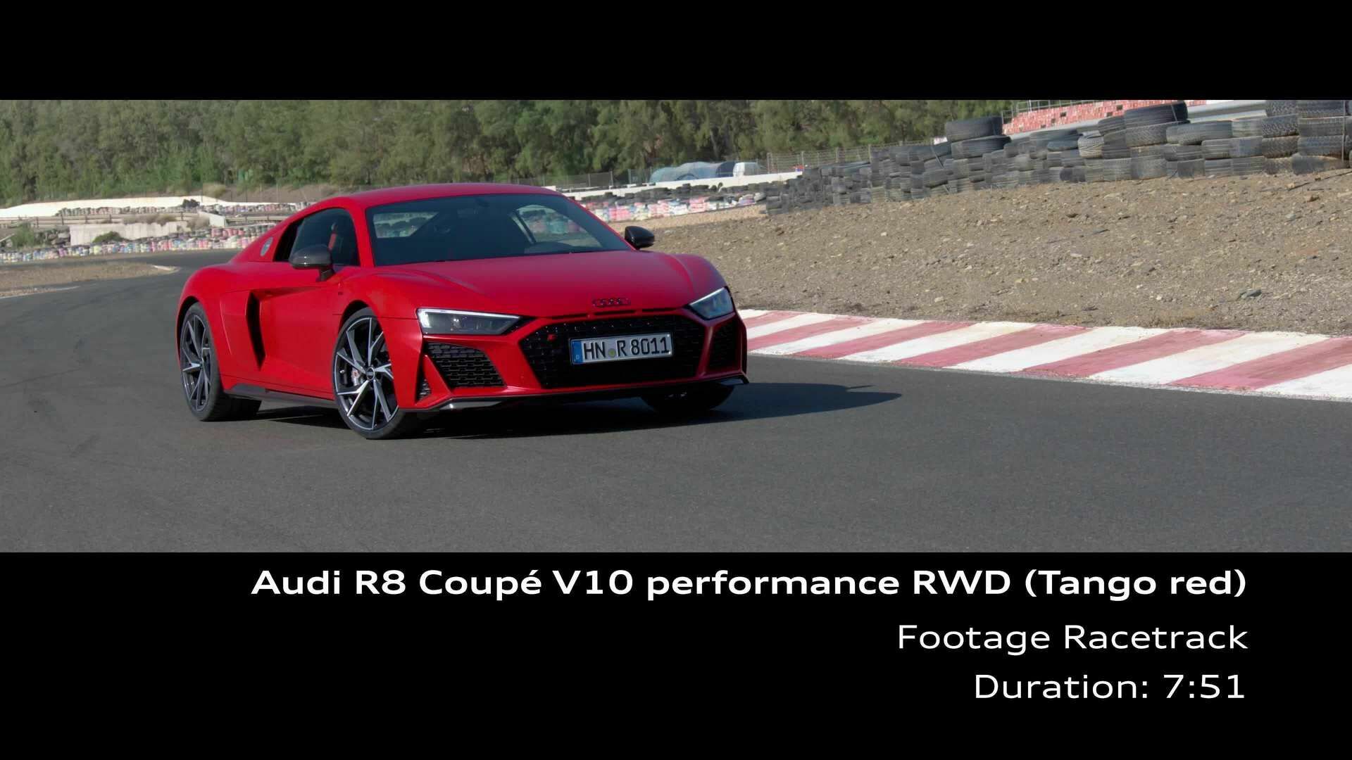 Audi R8 Coupé V10 performance in tango red (until 2024) – Footage