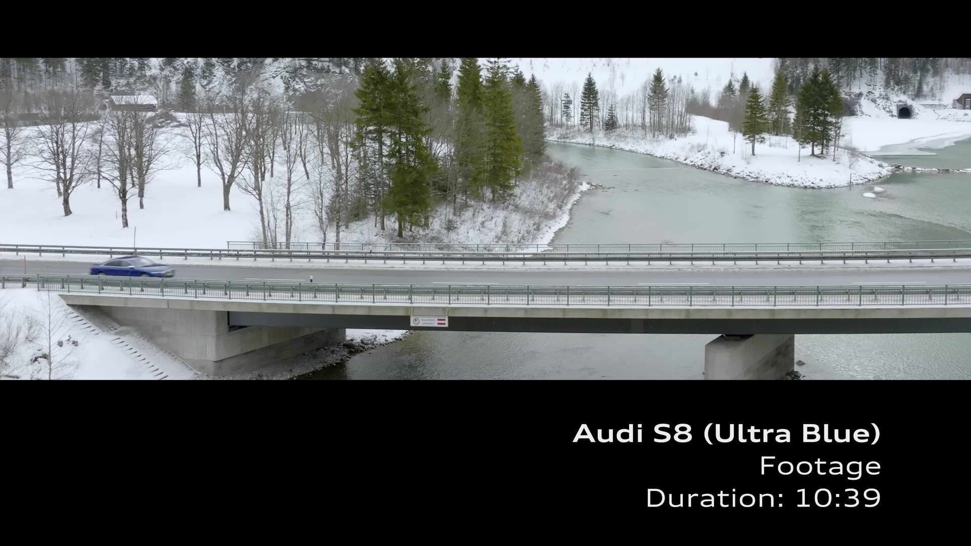 Audi S8 Ultrablau – Footage