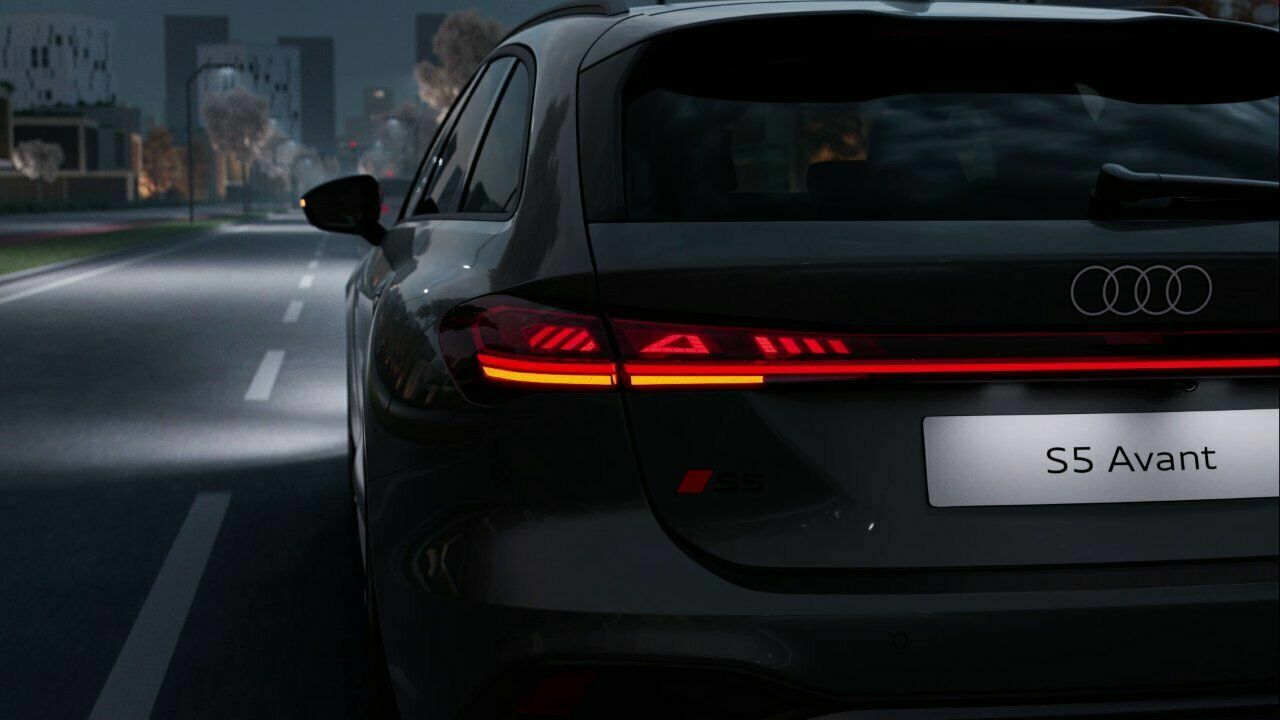 Audi S5 Avant - Digitale OLED-Heckleuchten - Animation
