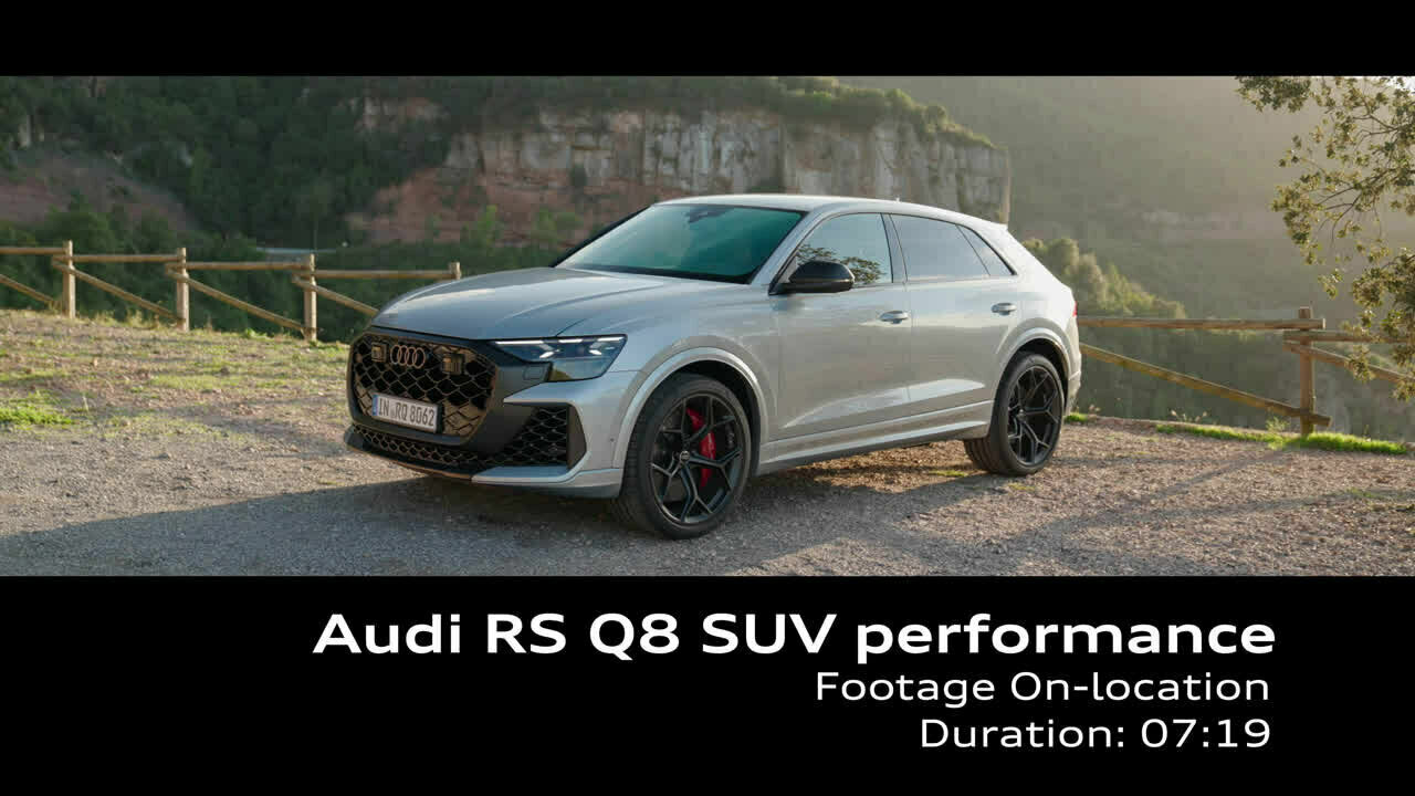 Audi RS Q8 SUV performance Satellite silver – Footage (on location)