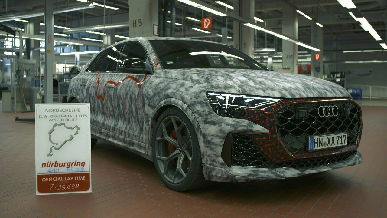 Rekordfahrt des Audi RS Q8 performance auf der Nürburgring-Nordschleife