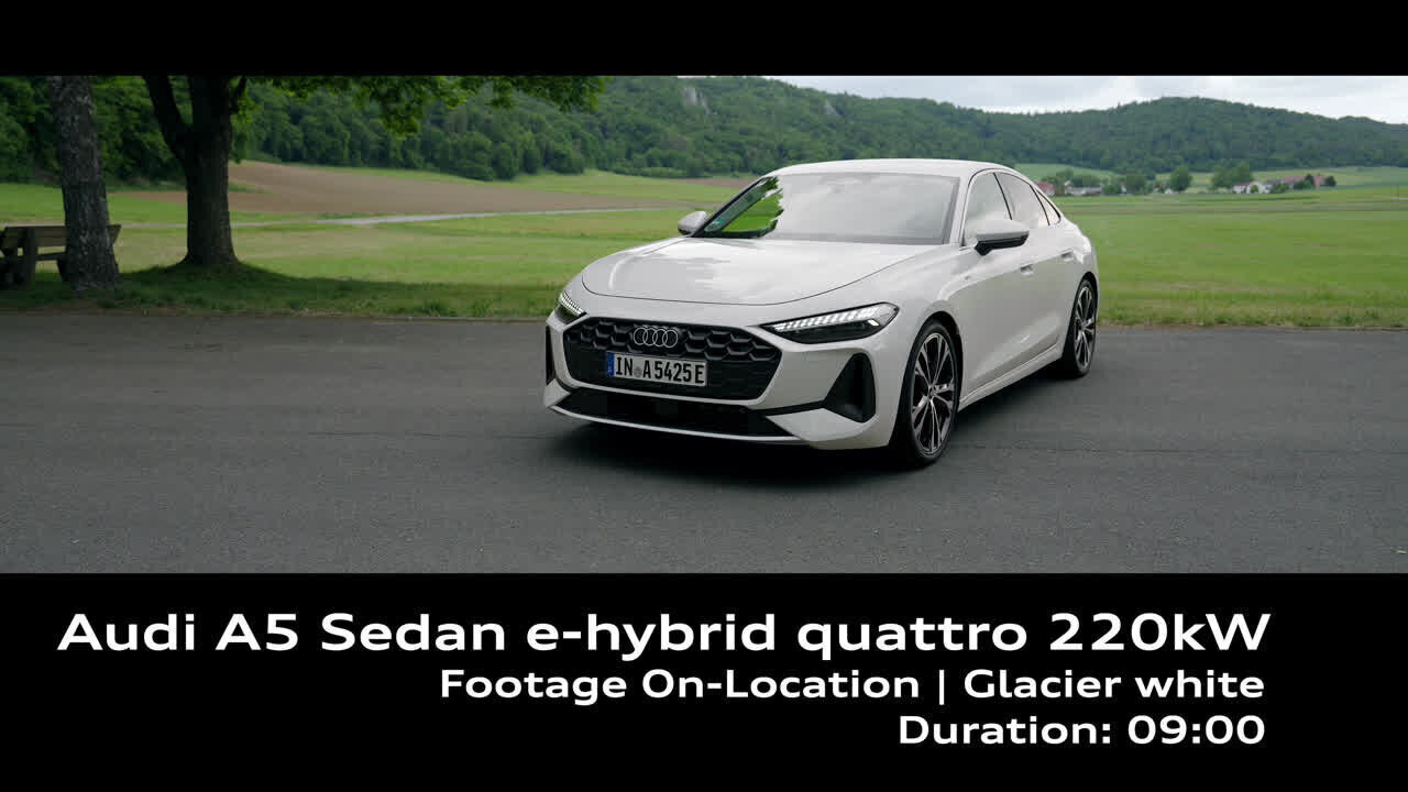 Audi A5 Limousine e-hybrid quattro 220KW Gletscherweiß – Footage (On-Location)