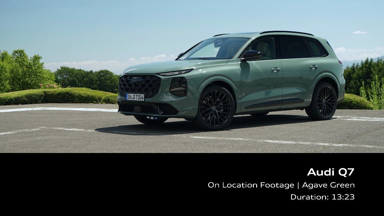 Audi Q7 SUV Agavengrün – Footage (On-Location)
