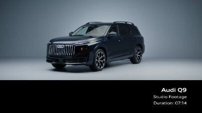 Audi Q9 SUV – Footage (Studio, vertical)